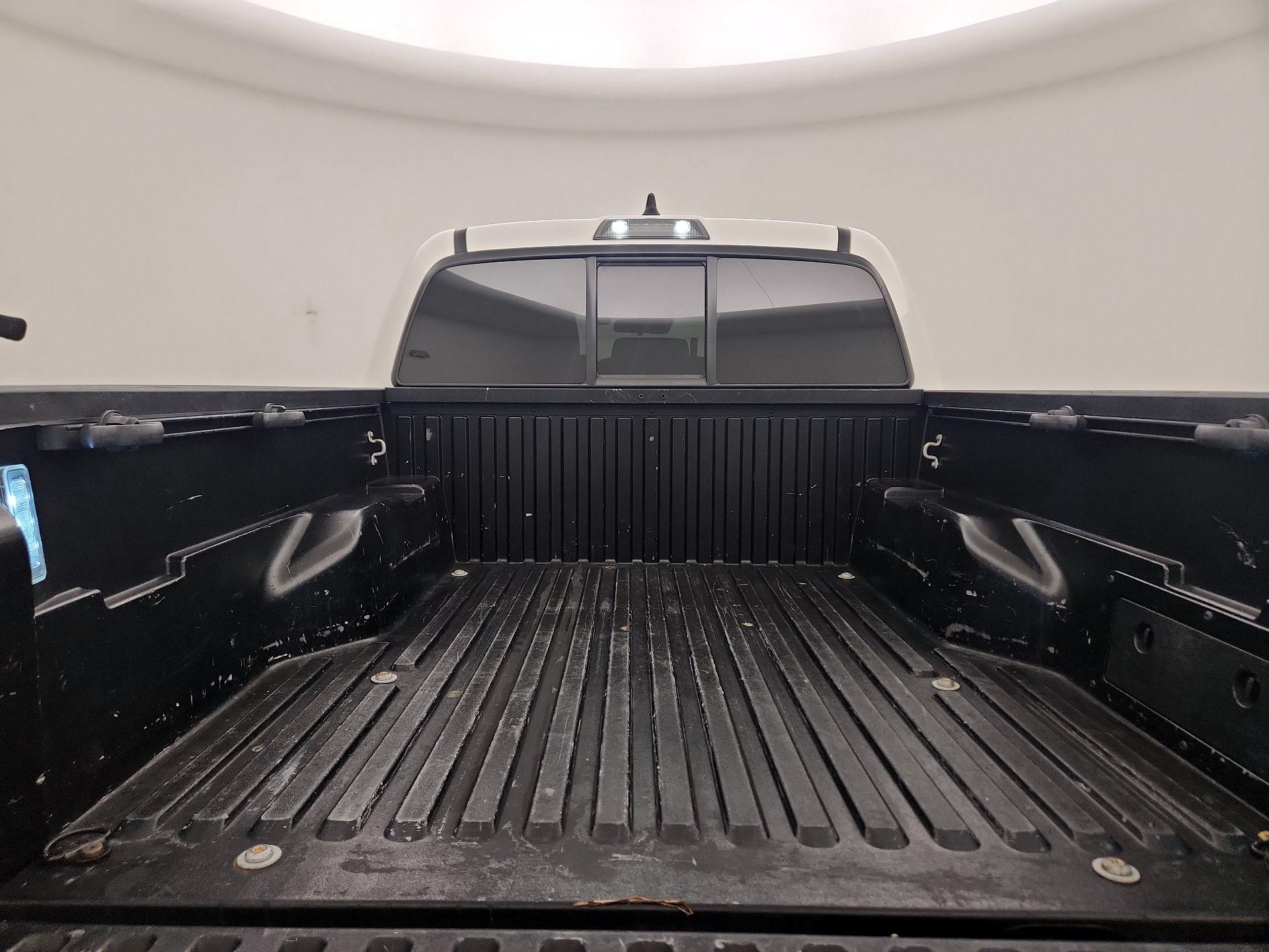 Thumbnail: 2023 Toyota Tacoma - 20