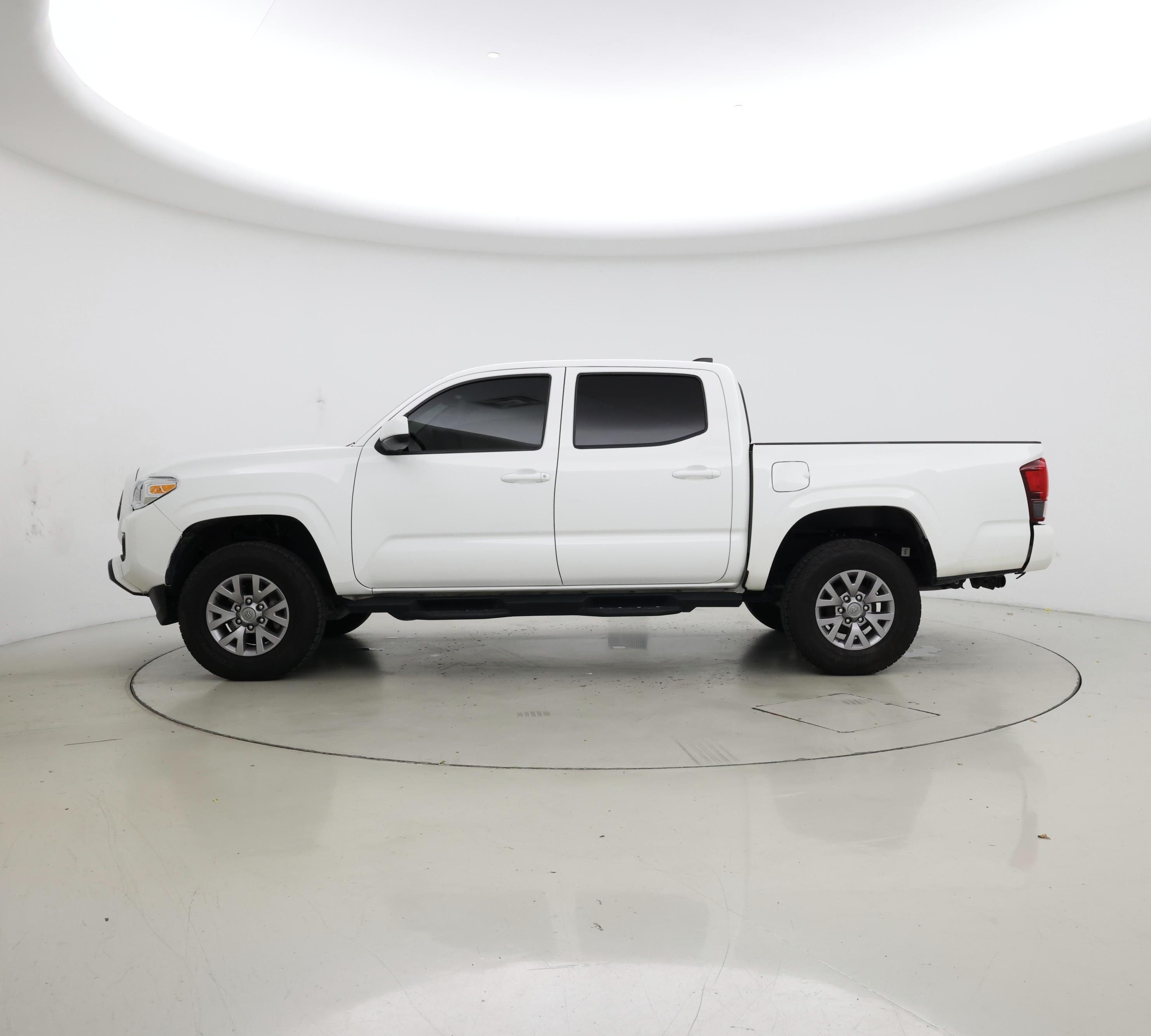 Thumbnail: 2023 Toyota Tacoma - 3