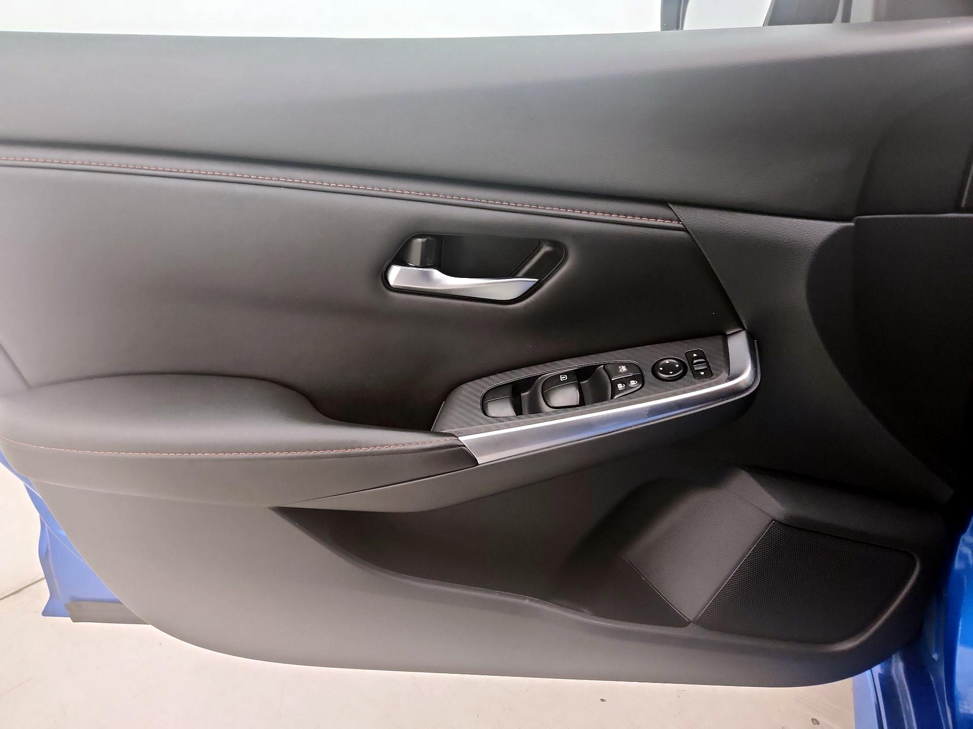 Thumbnail: 2022 Nissan Sentra - 12