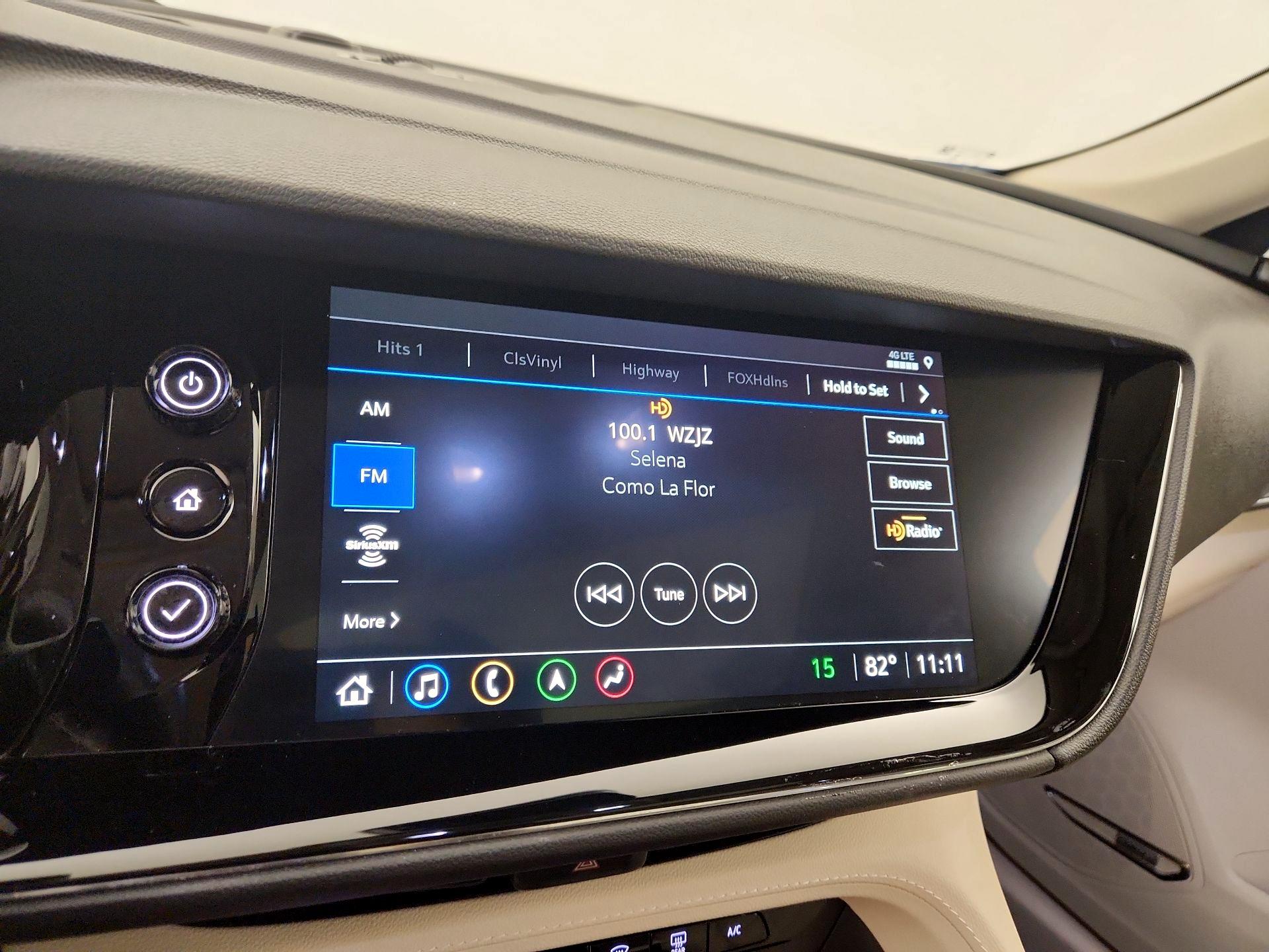 Thumbnail: 2023 Buick Envision - 16