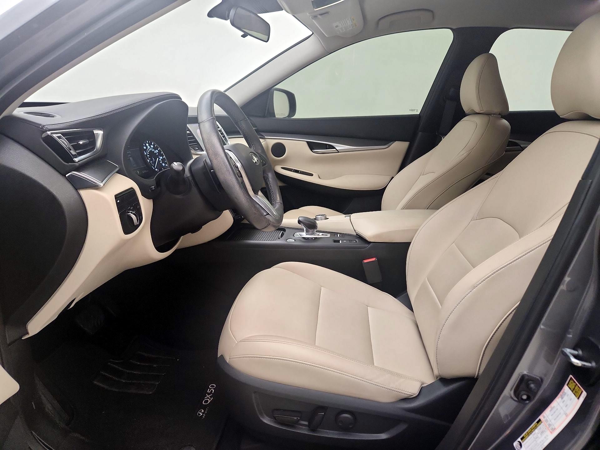 Thumbnail: 2019 INFINITI QX50 - 11