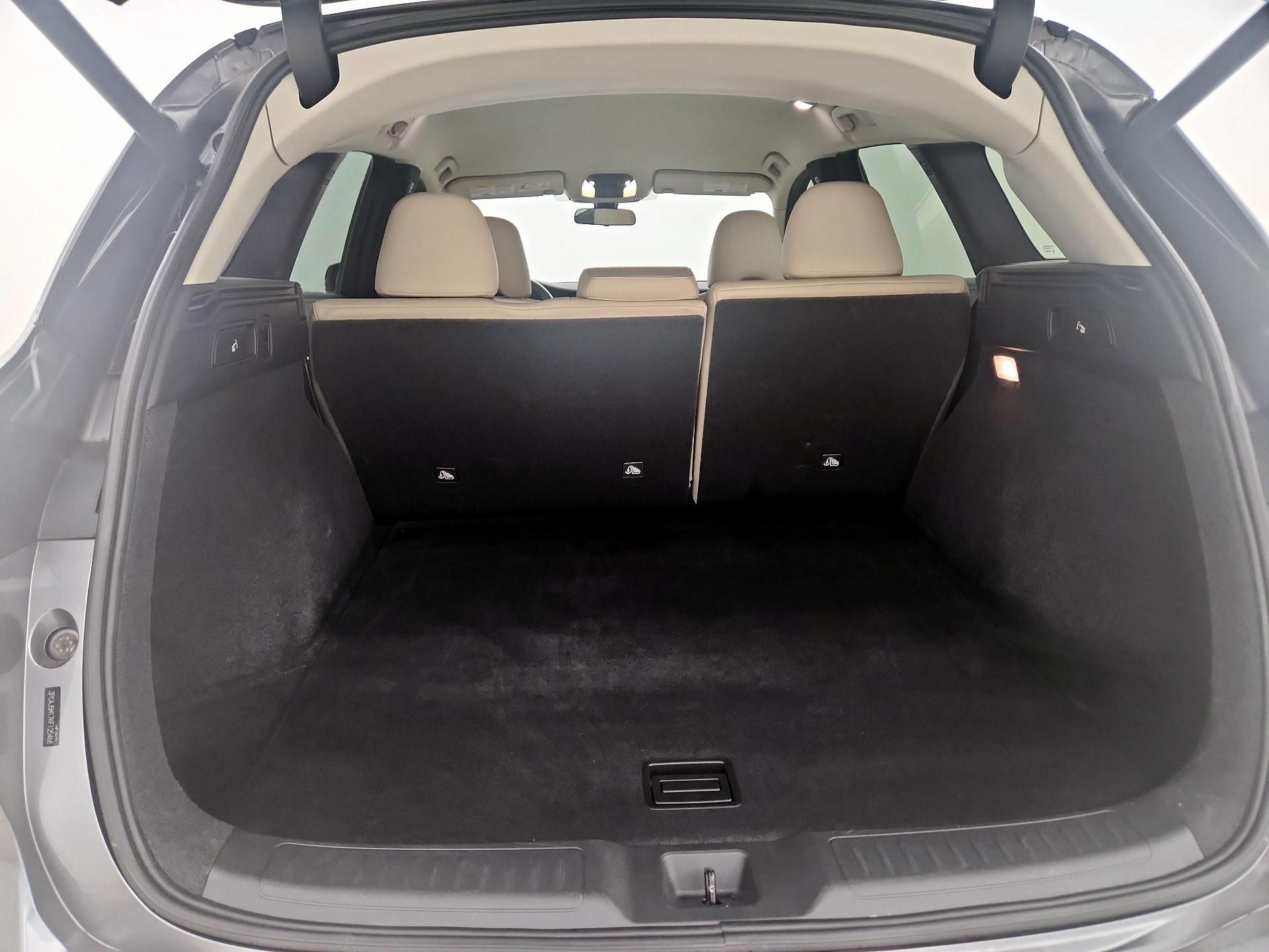 Thumbnail: 2019 INFINITI QX50 - 20