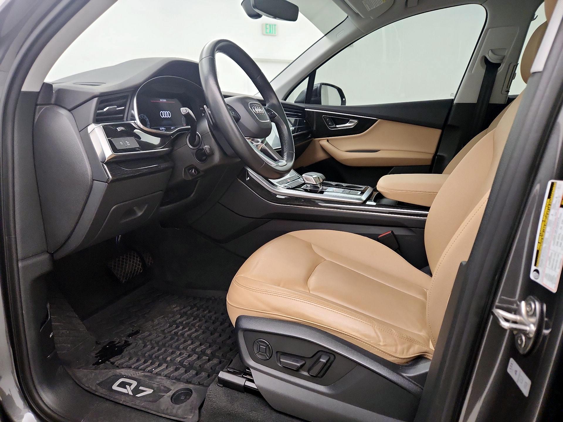 Thumbnail: 2021 Audi Q7 - 11