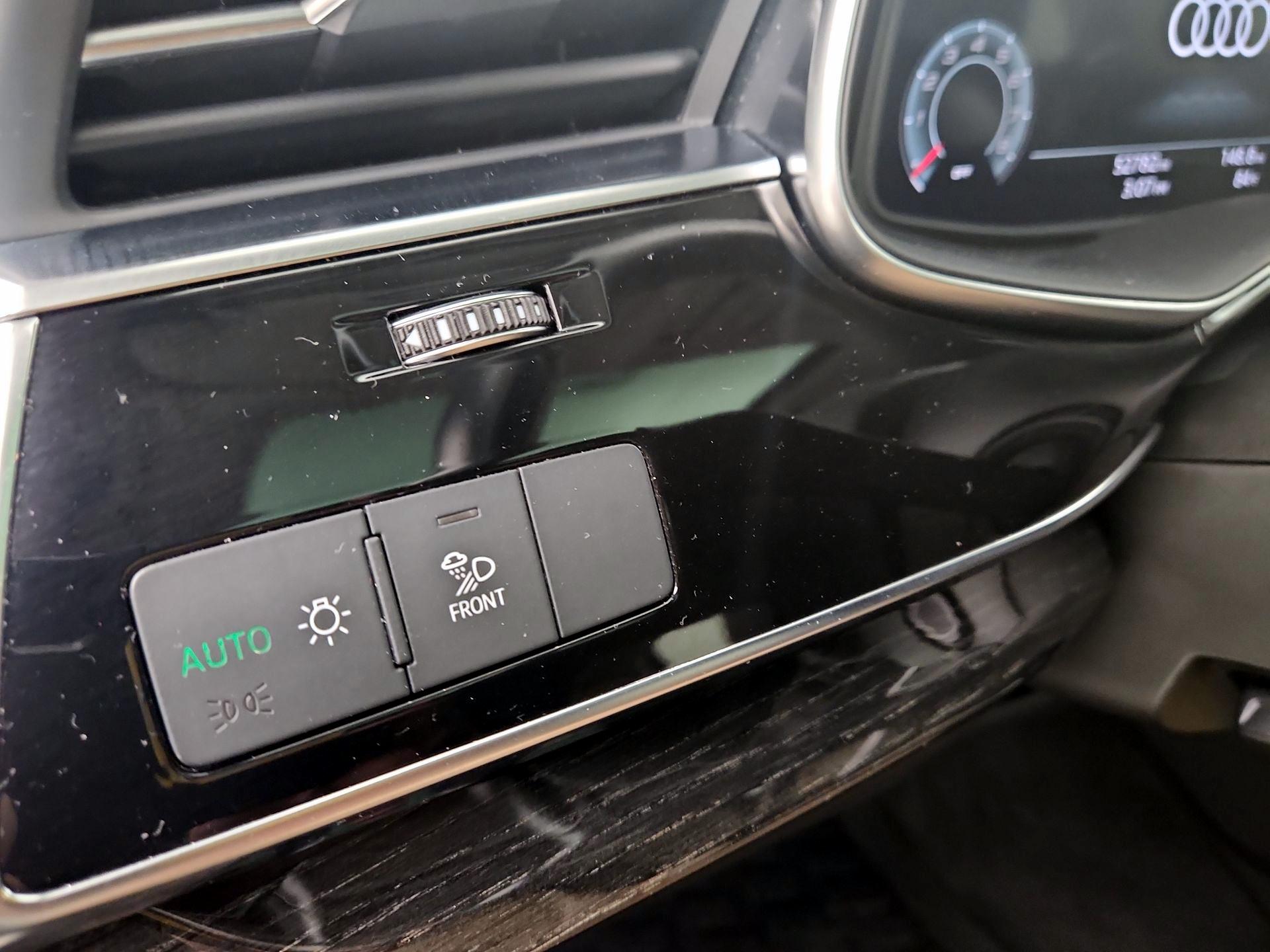 Thumbnail: 2021 Audi Q7 - 13