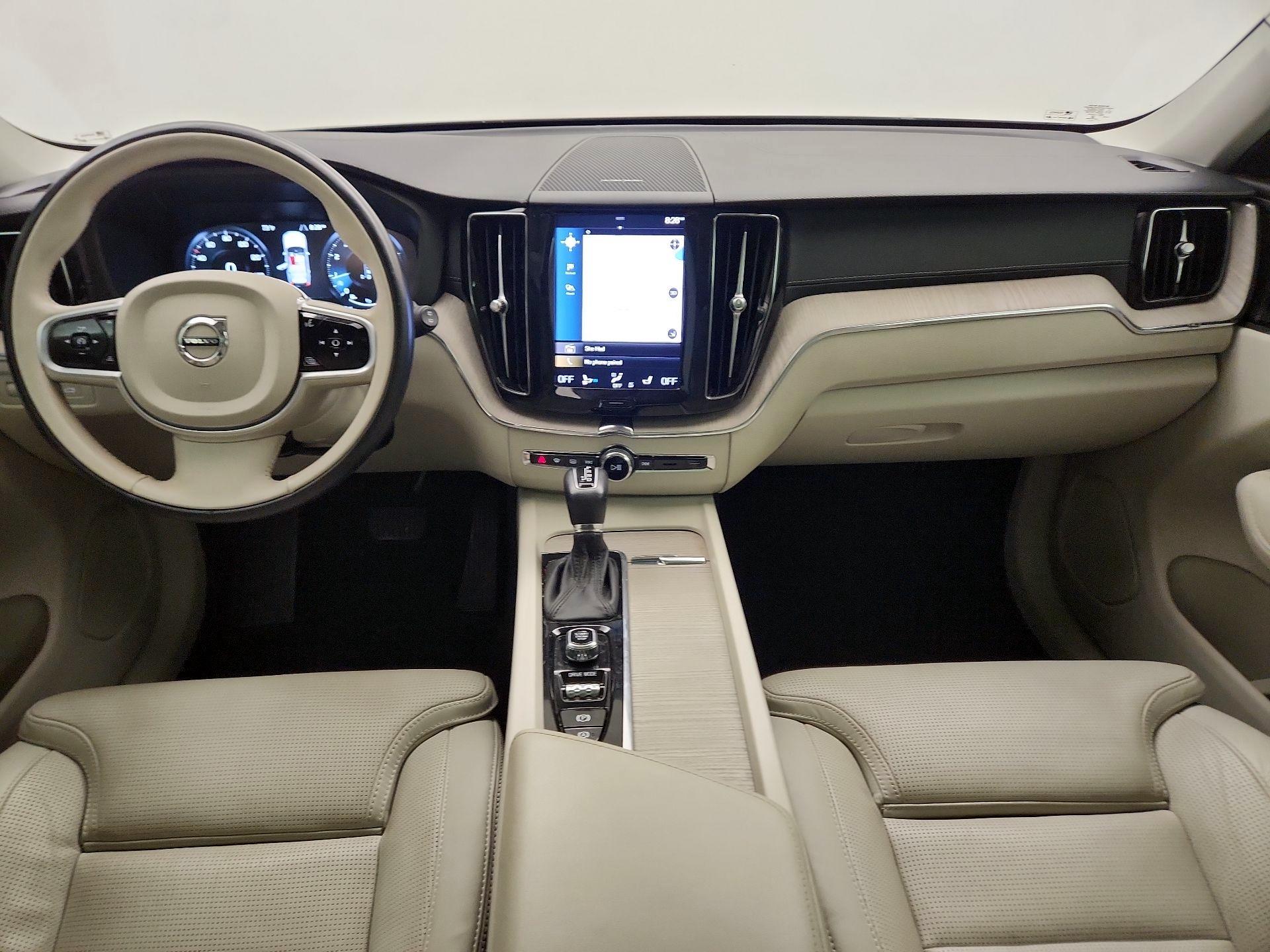 Thumbnail: 2021 Volvo XC60 - 9