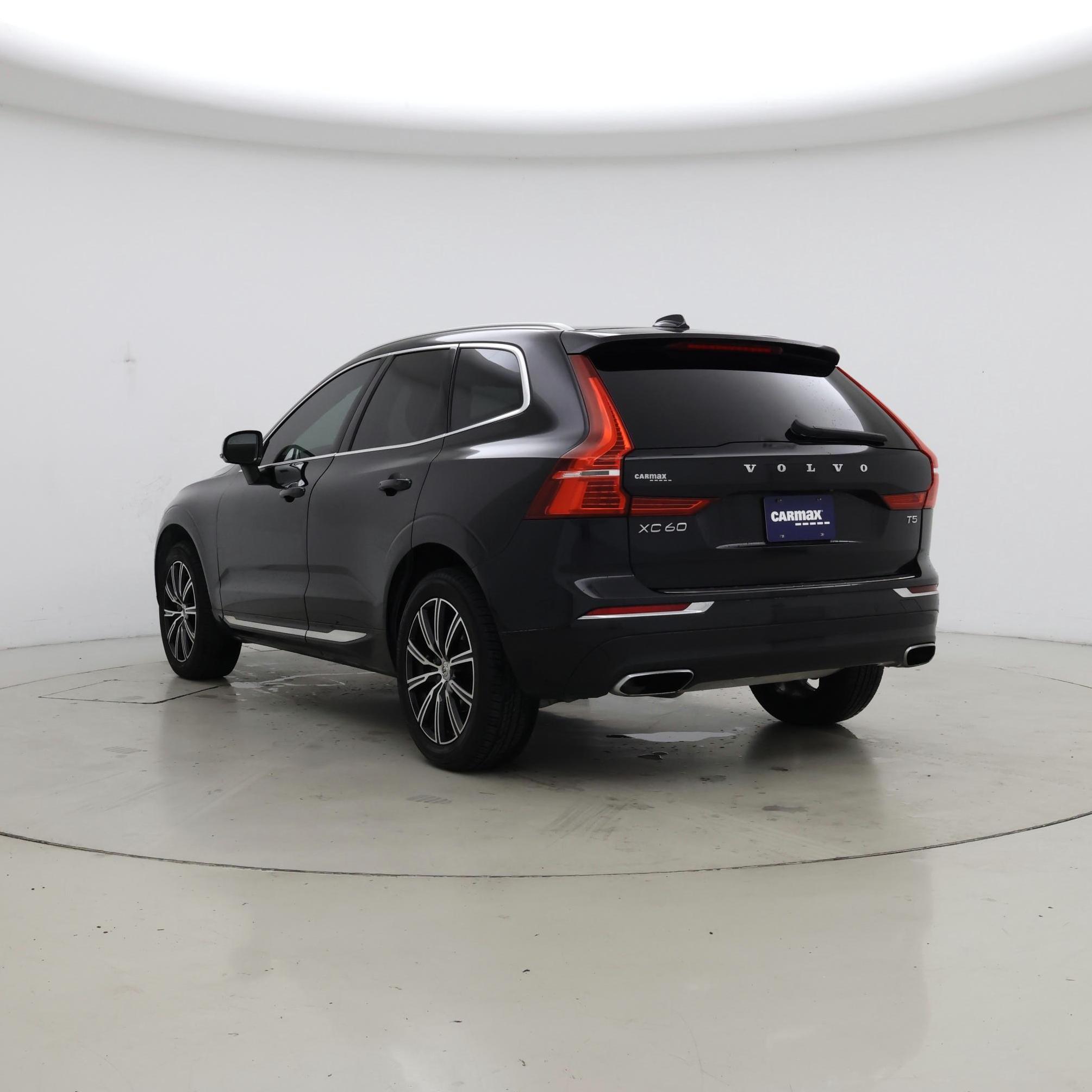 Thumbnail: 2021 Volvo XC60 - 2