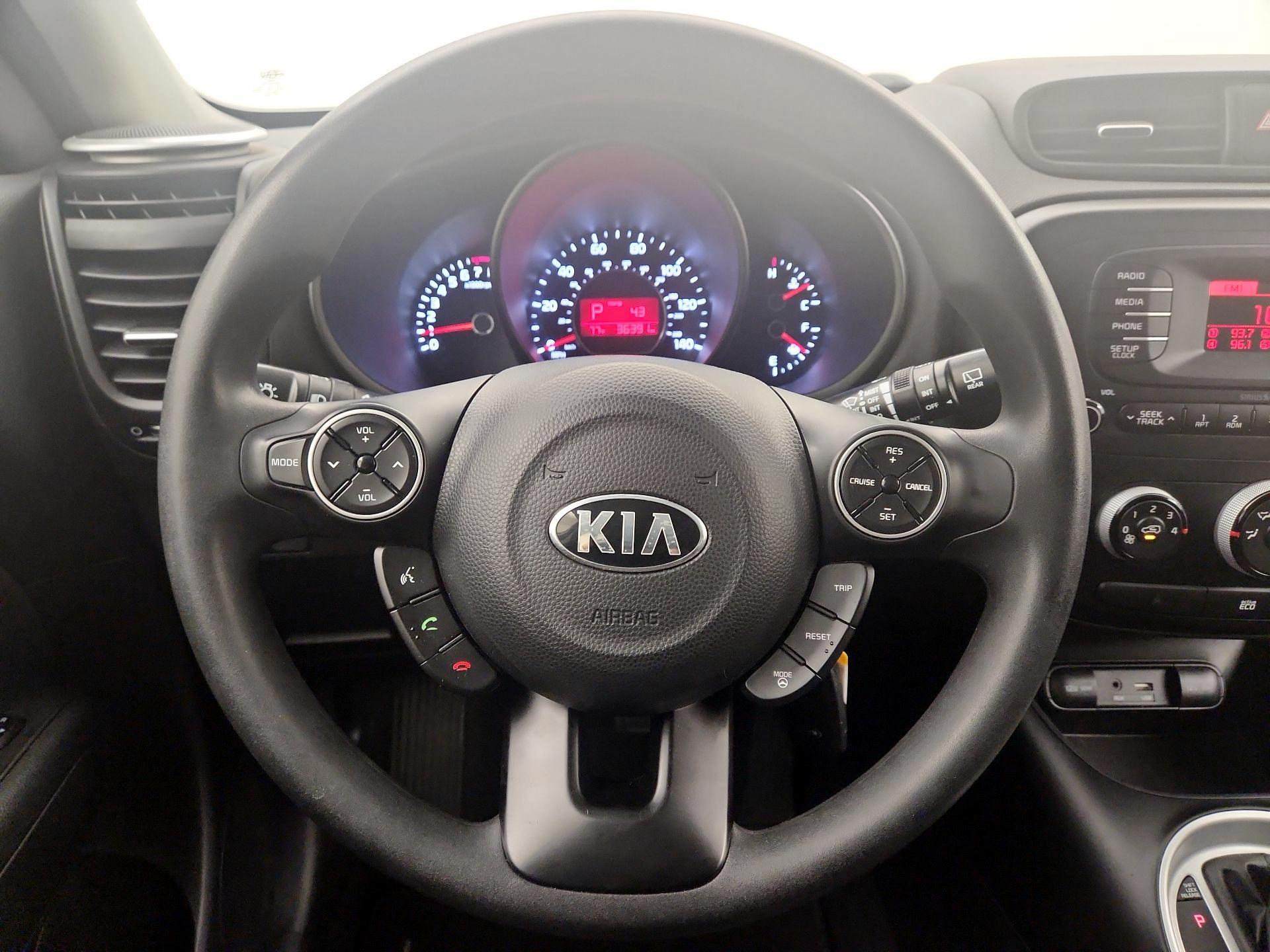 Thumbnail: 2016 Kia Soul - 10