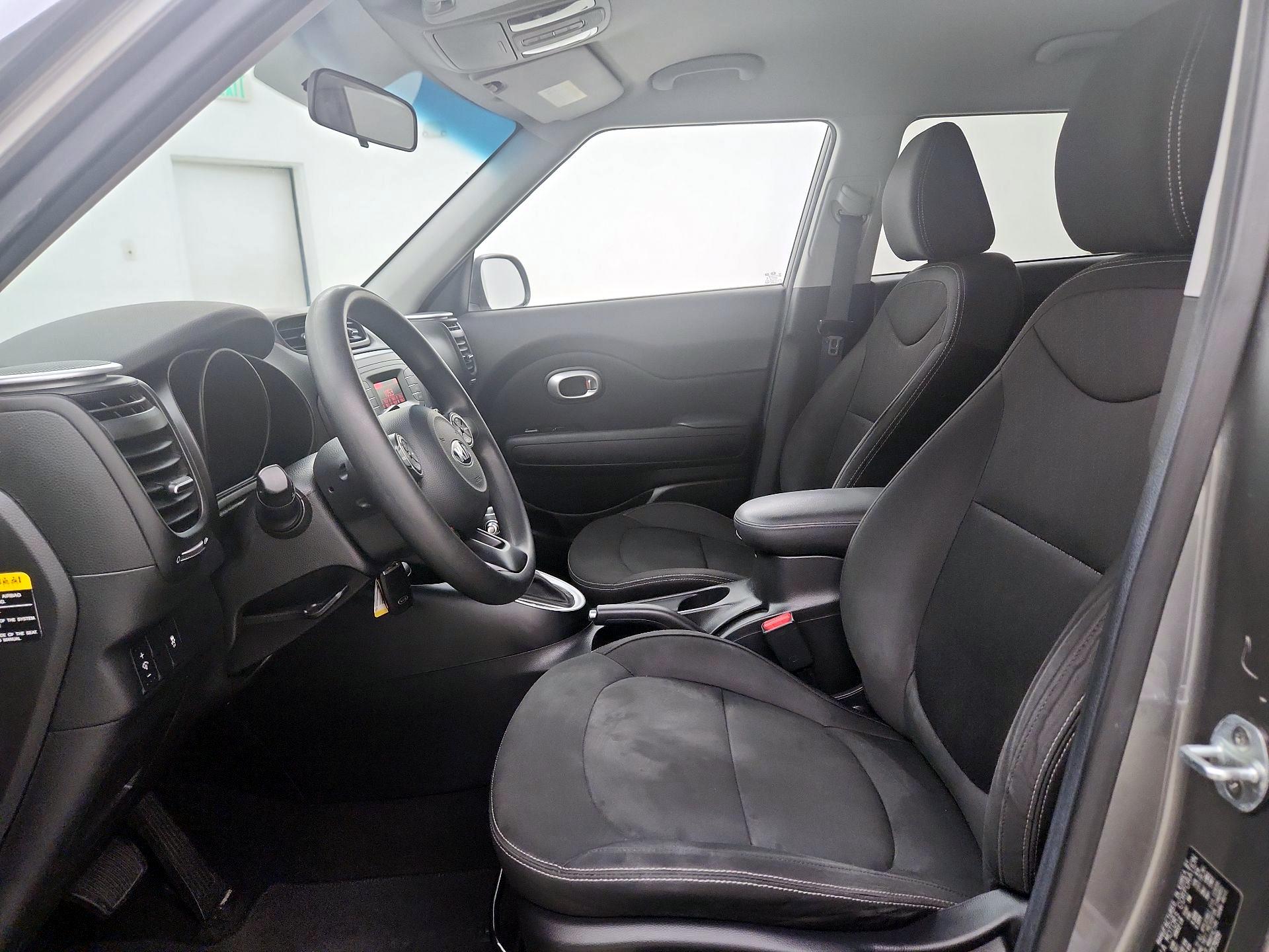 Thumbnail: 2016 Kia Soul - 11