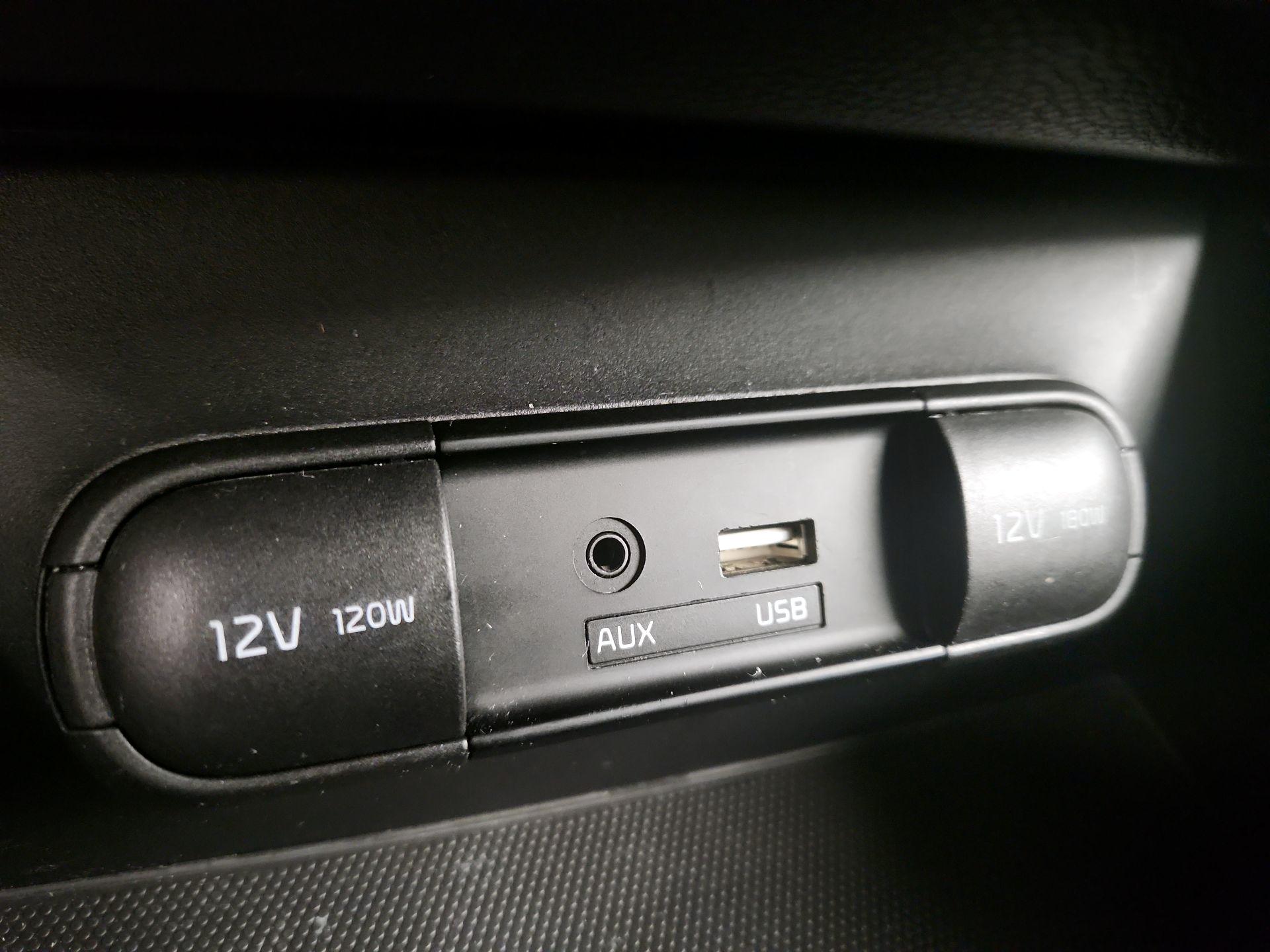 Thumbnail: 2016 Kia Soul - 17