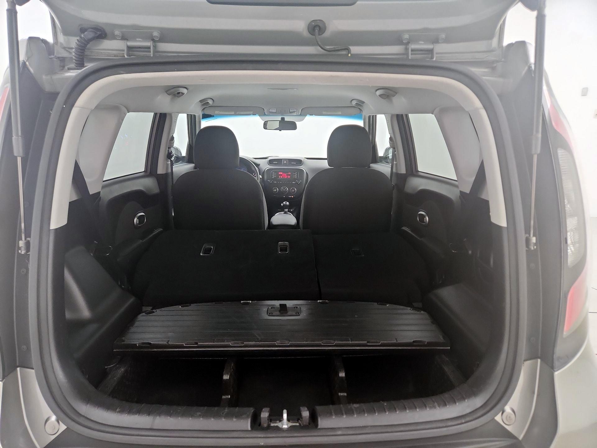 Thumbnail: 2016 Kia Soul - 20