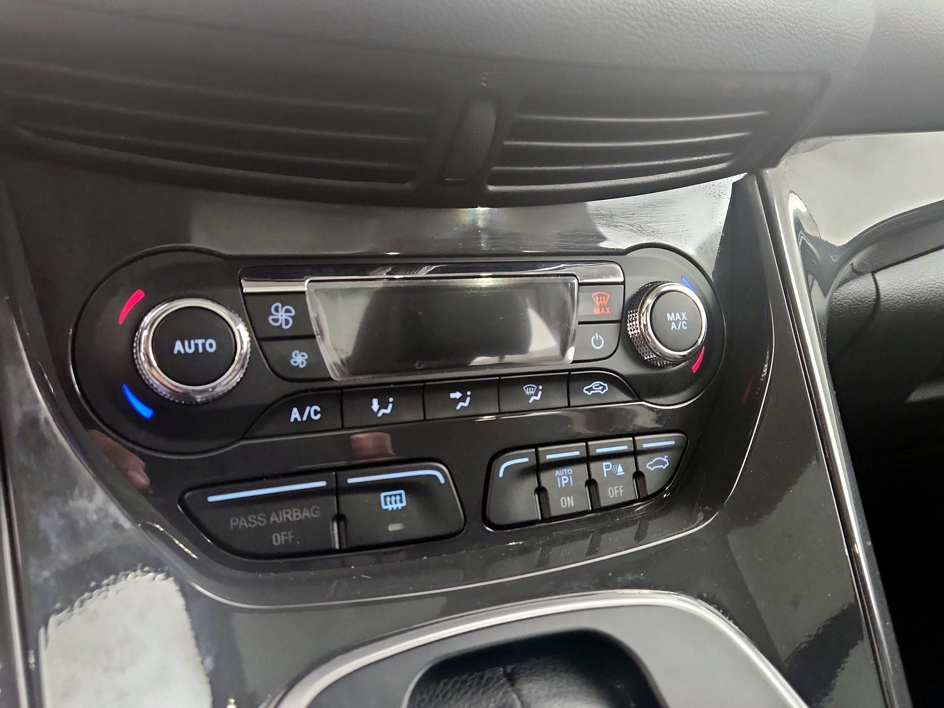 Thumbnail: 2014 Ford Escape - 16