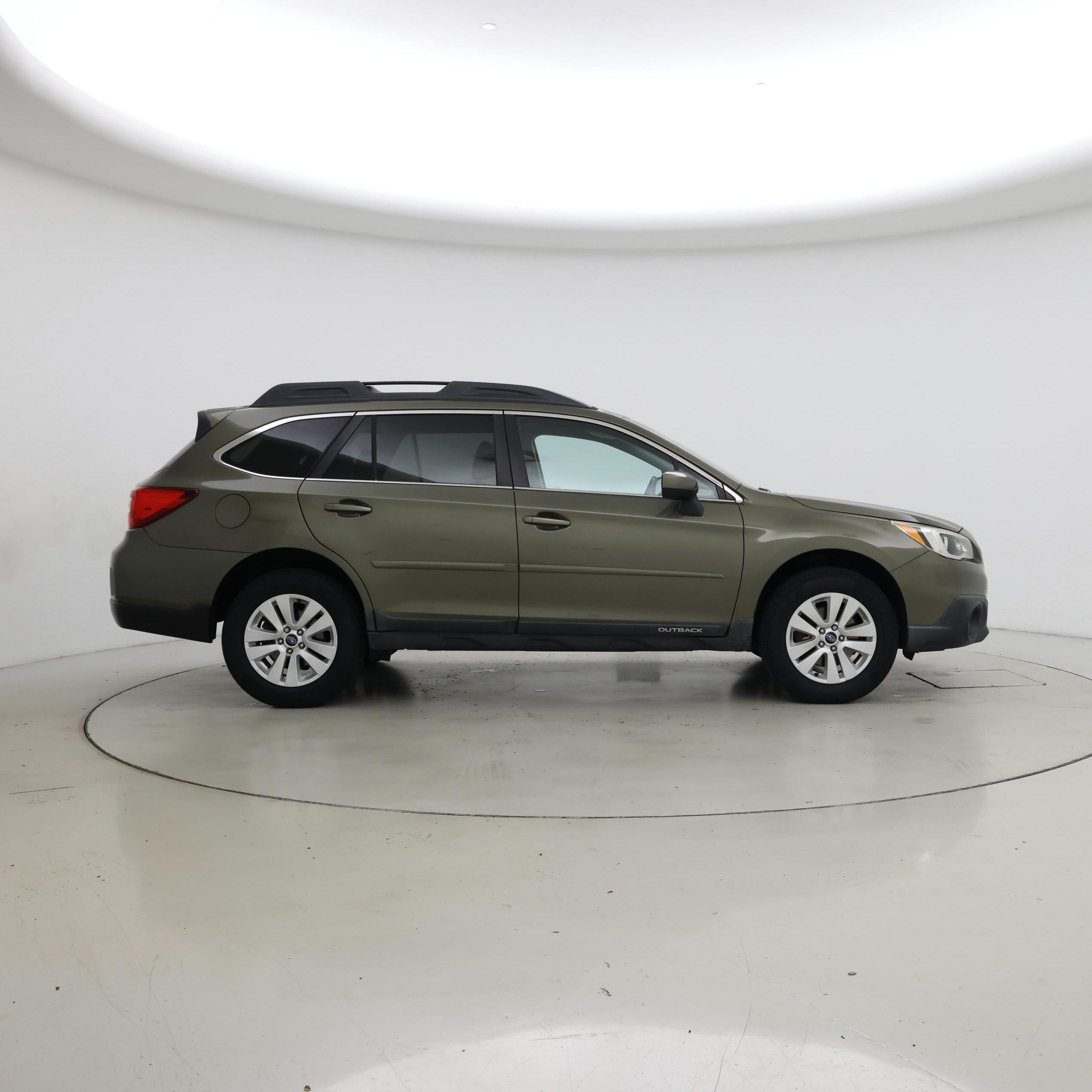 Thumbnail: 2015 Subaru Outback - 7