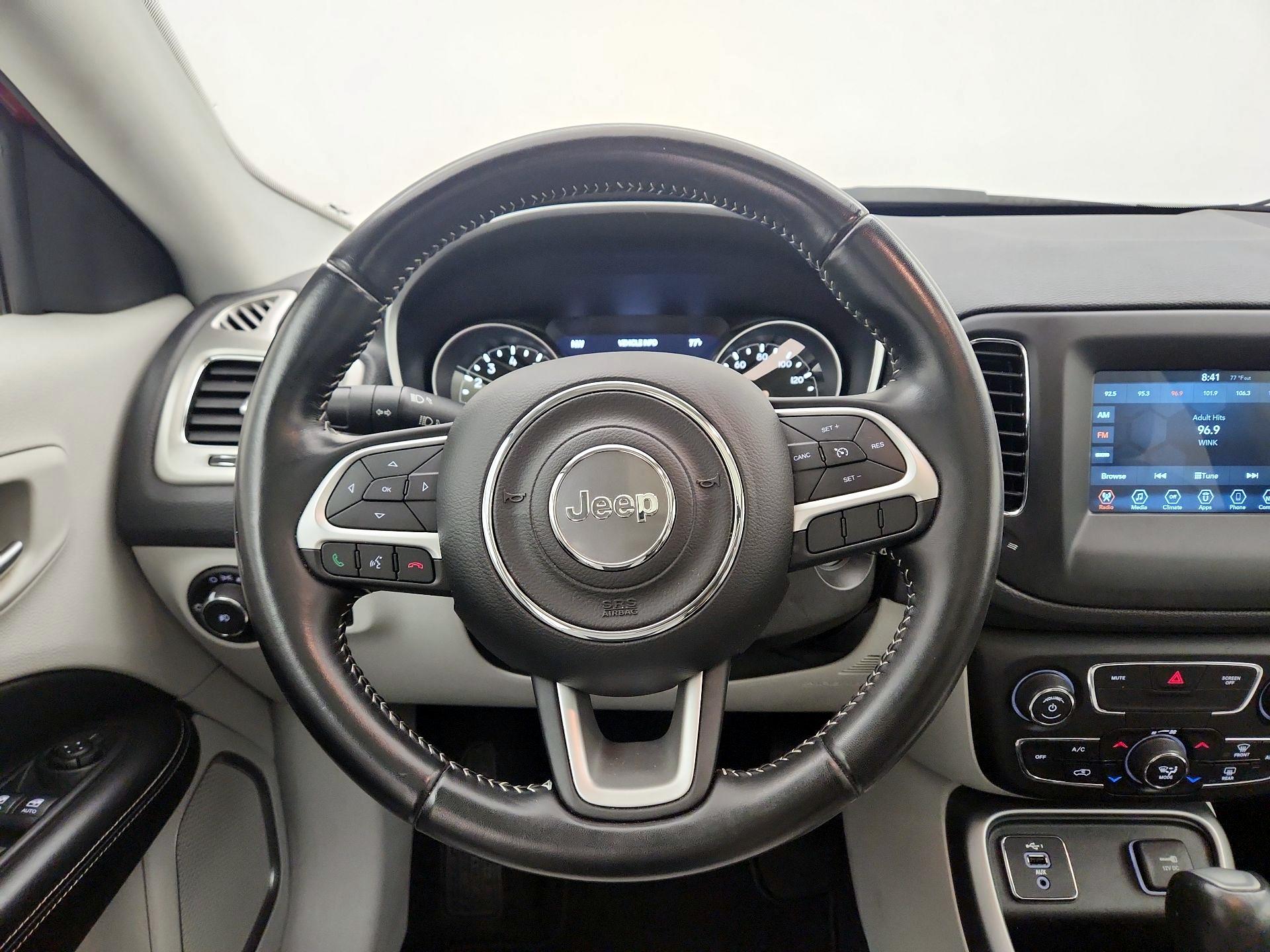Thumbnail: 2020 Jeep Compass - 10