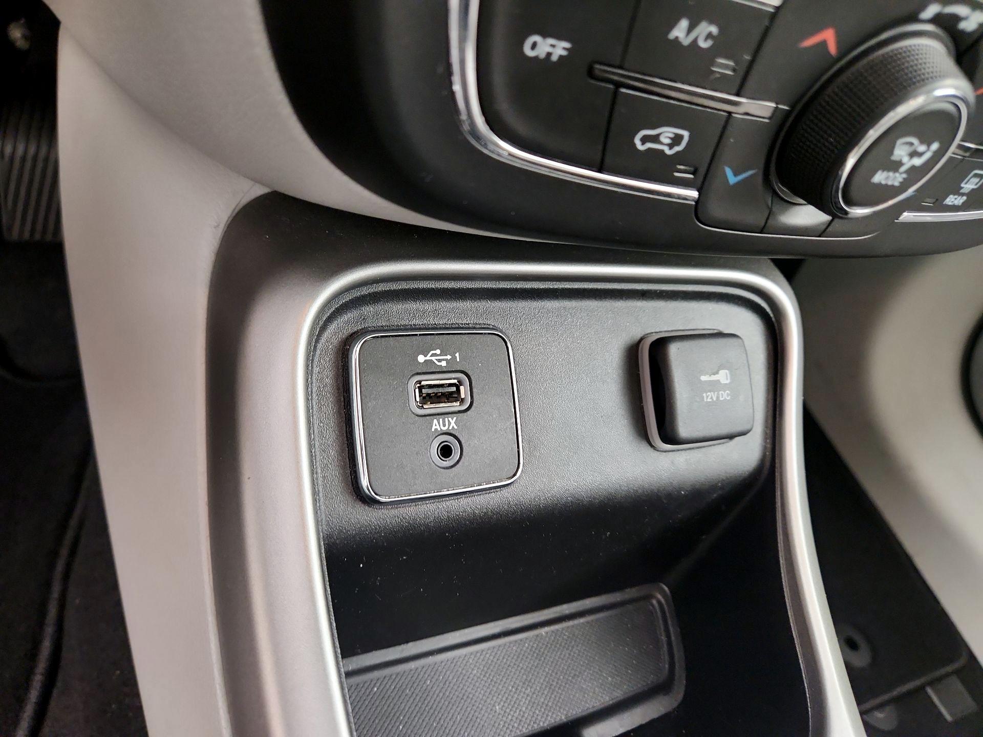 Thumbnail: 2020 Jeep Compass - 18