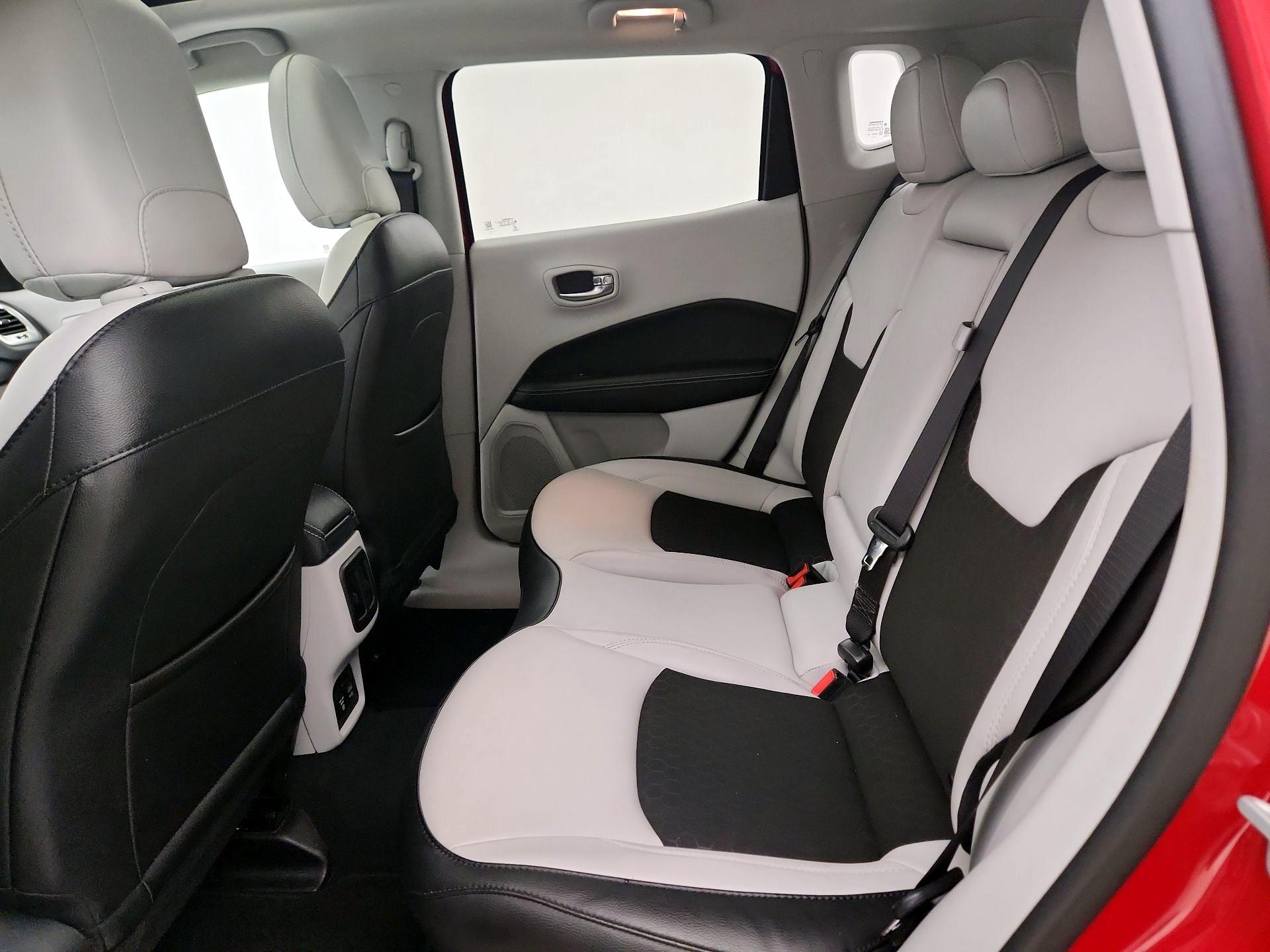 Thumbnail: 2020 Jeep Compass - 20