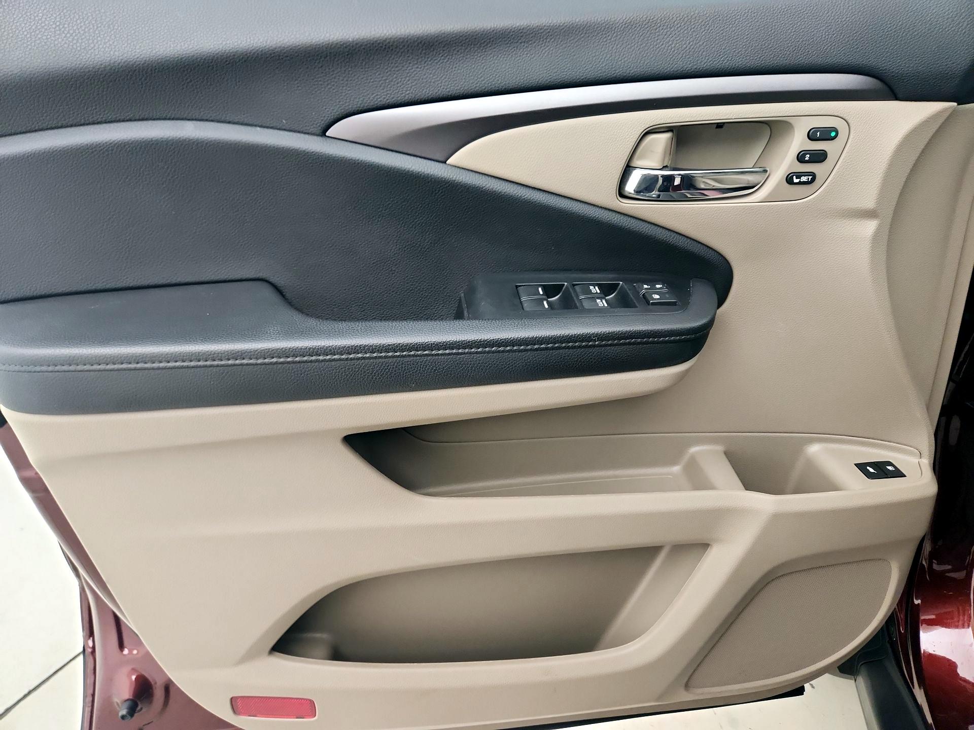 Thumbnail: 2021 Honda Pilot - 12