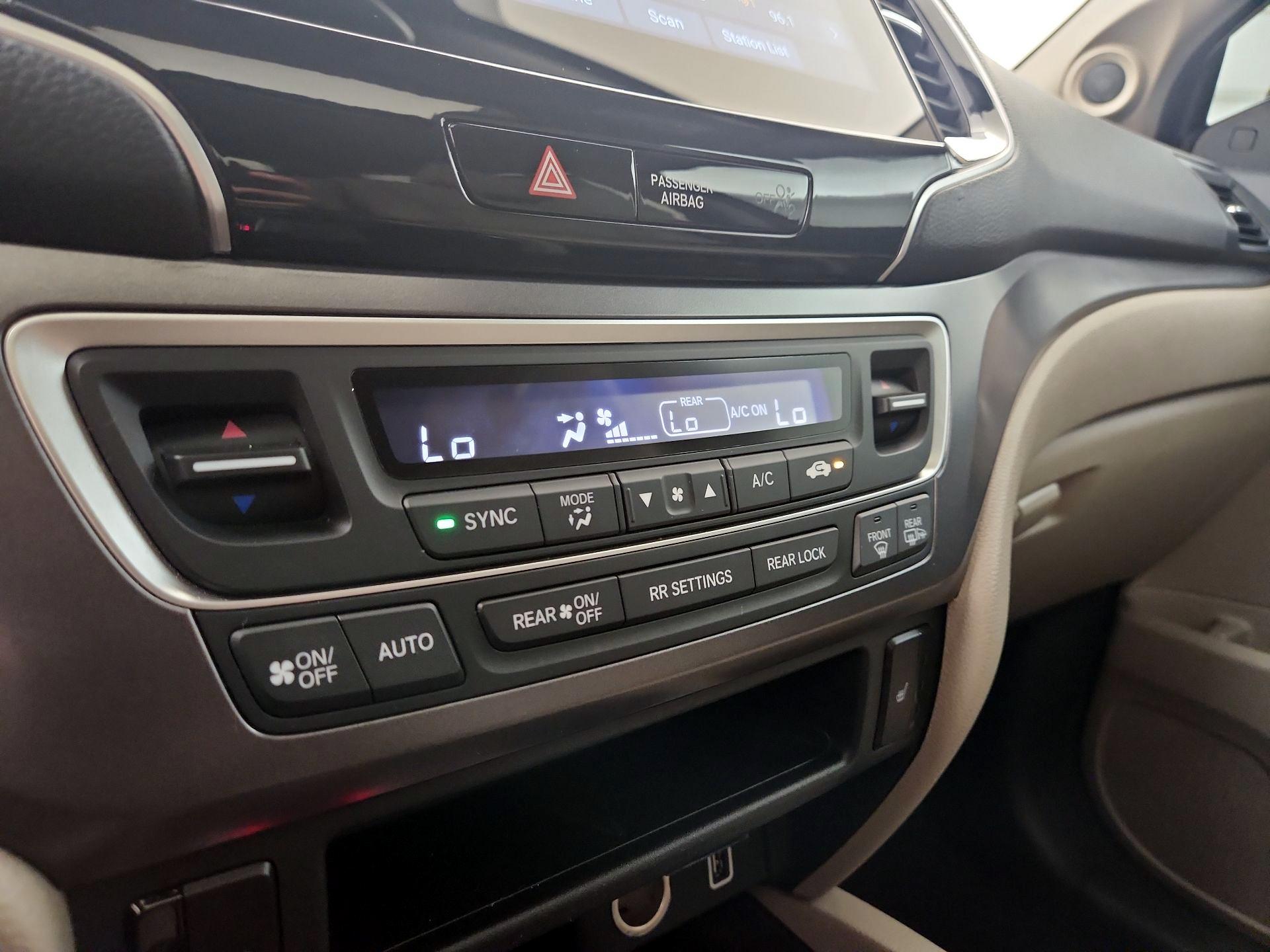 Thumbnail: 2021 Honda Pilot - 16