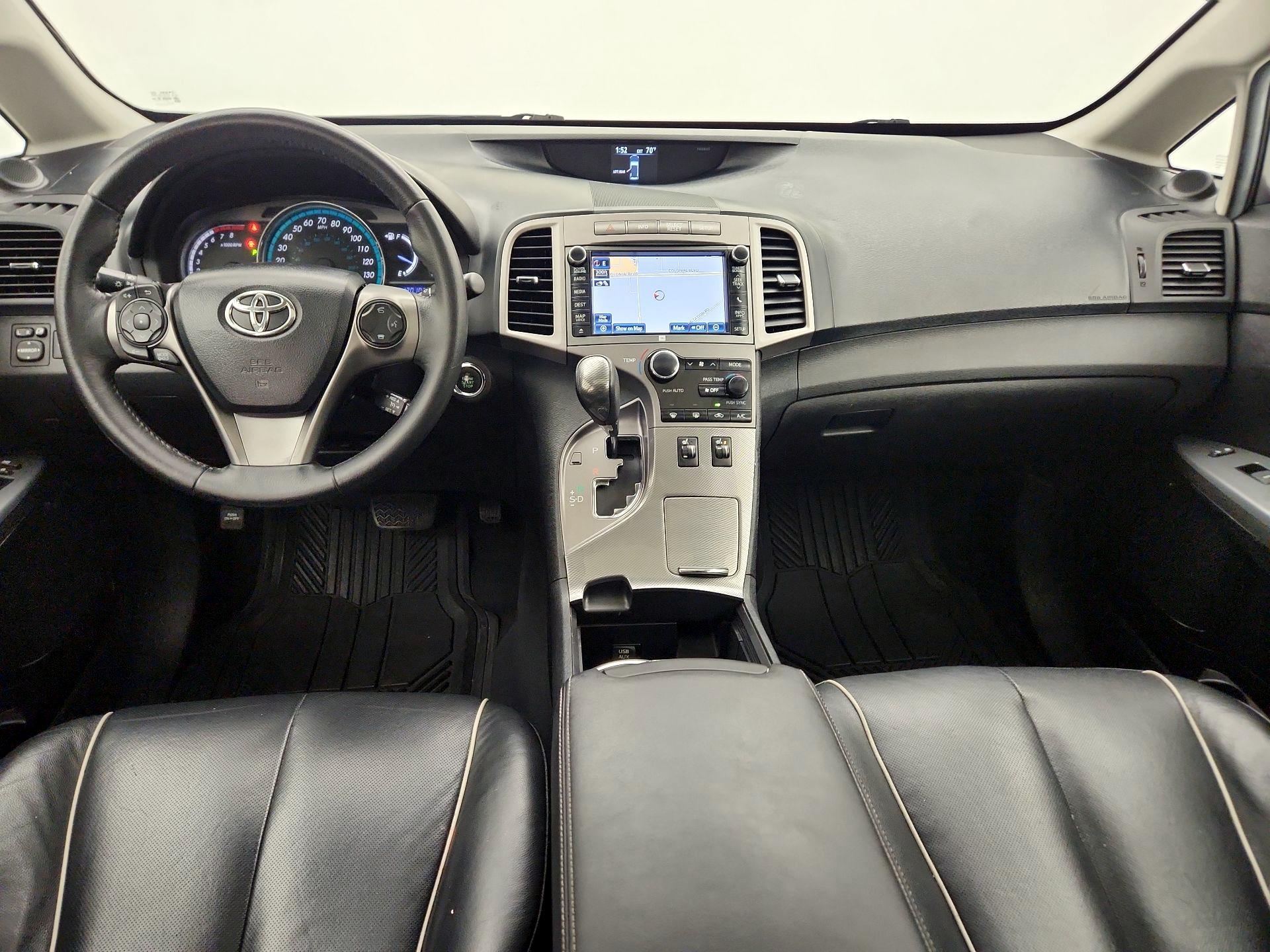 Thumbnail: 2014 Toyota Venza - 9