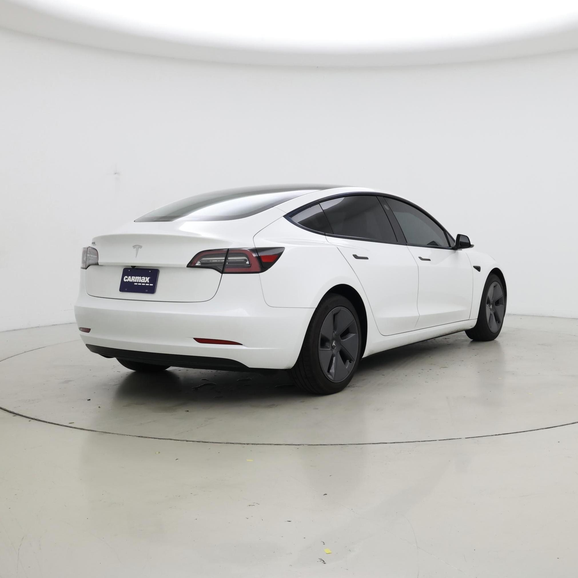 Thumbnail: 2023 Tesla Model 3 - 8