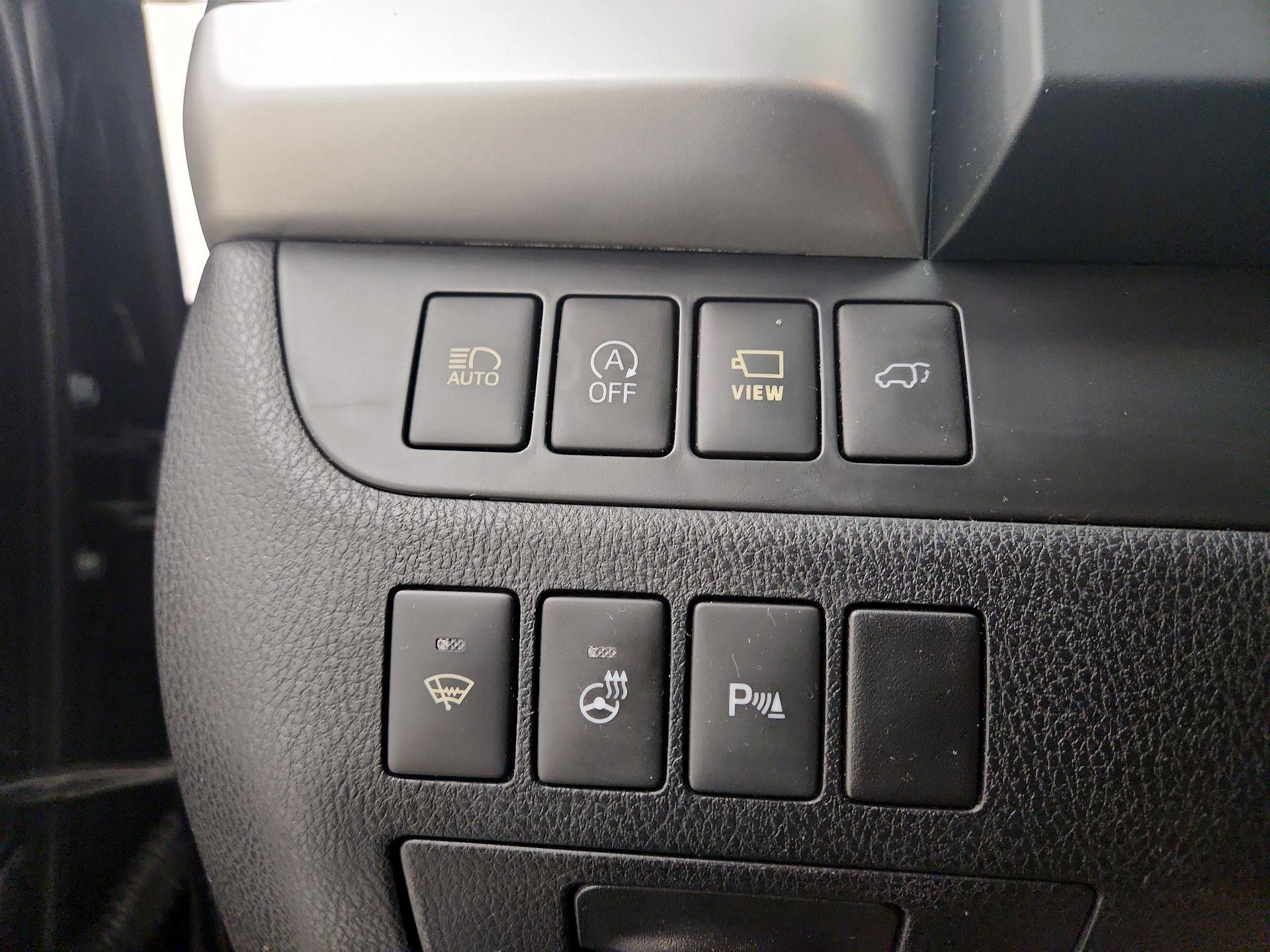 Thumbnail: 2017 Toyota Highlander - 13