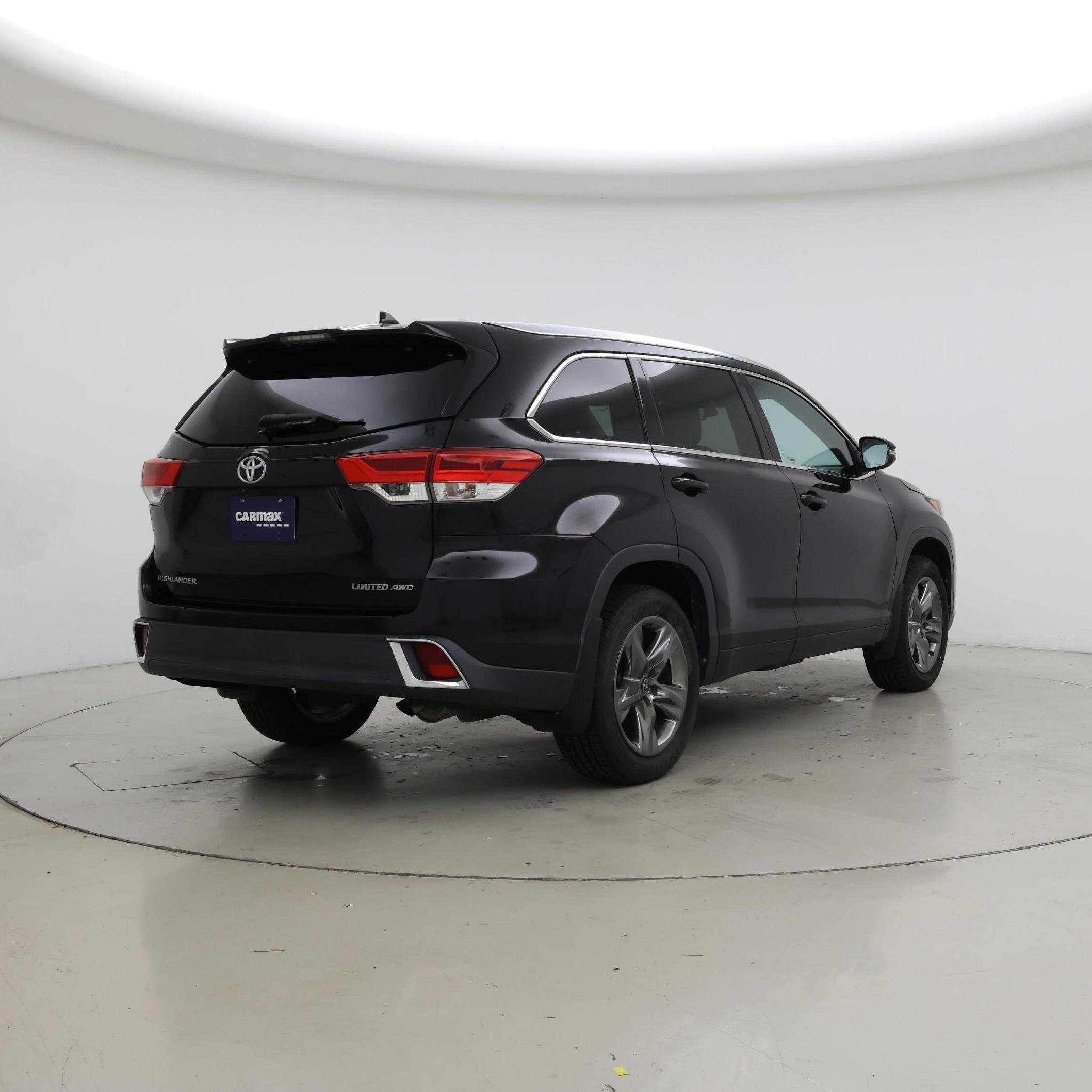 Thumbnail: 2017 Toyota Highlander - 8