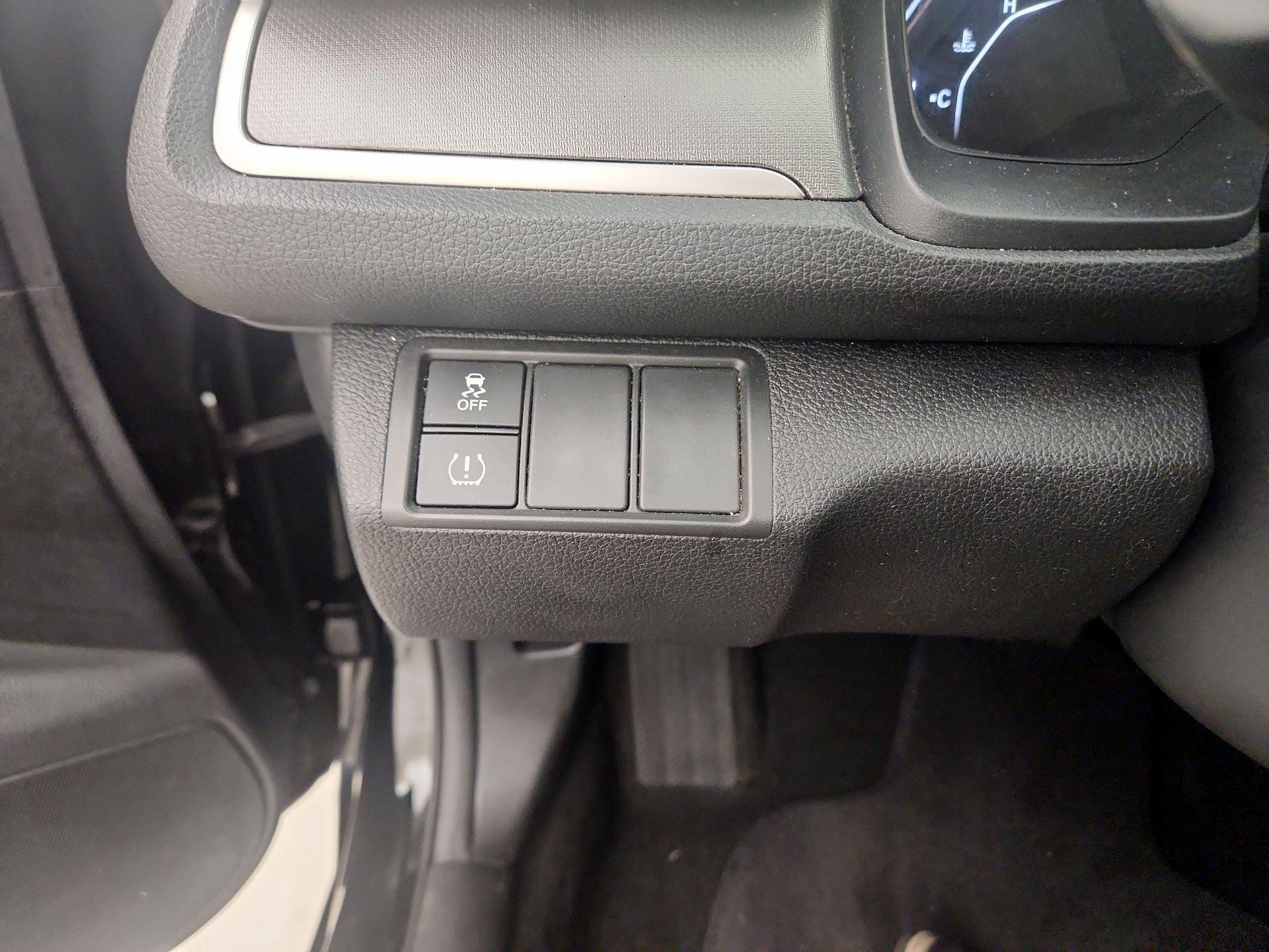 Thumbnail: 2016 Honda Civic - 13