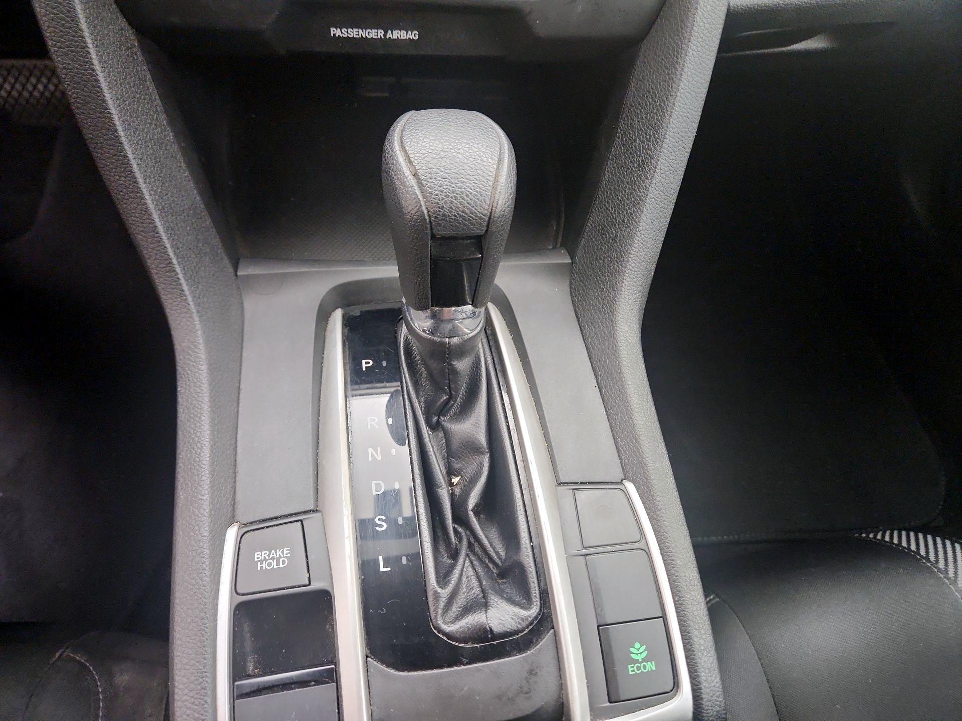 Thumbnail: 2016 Honda Civic - 17