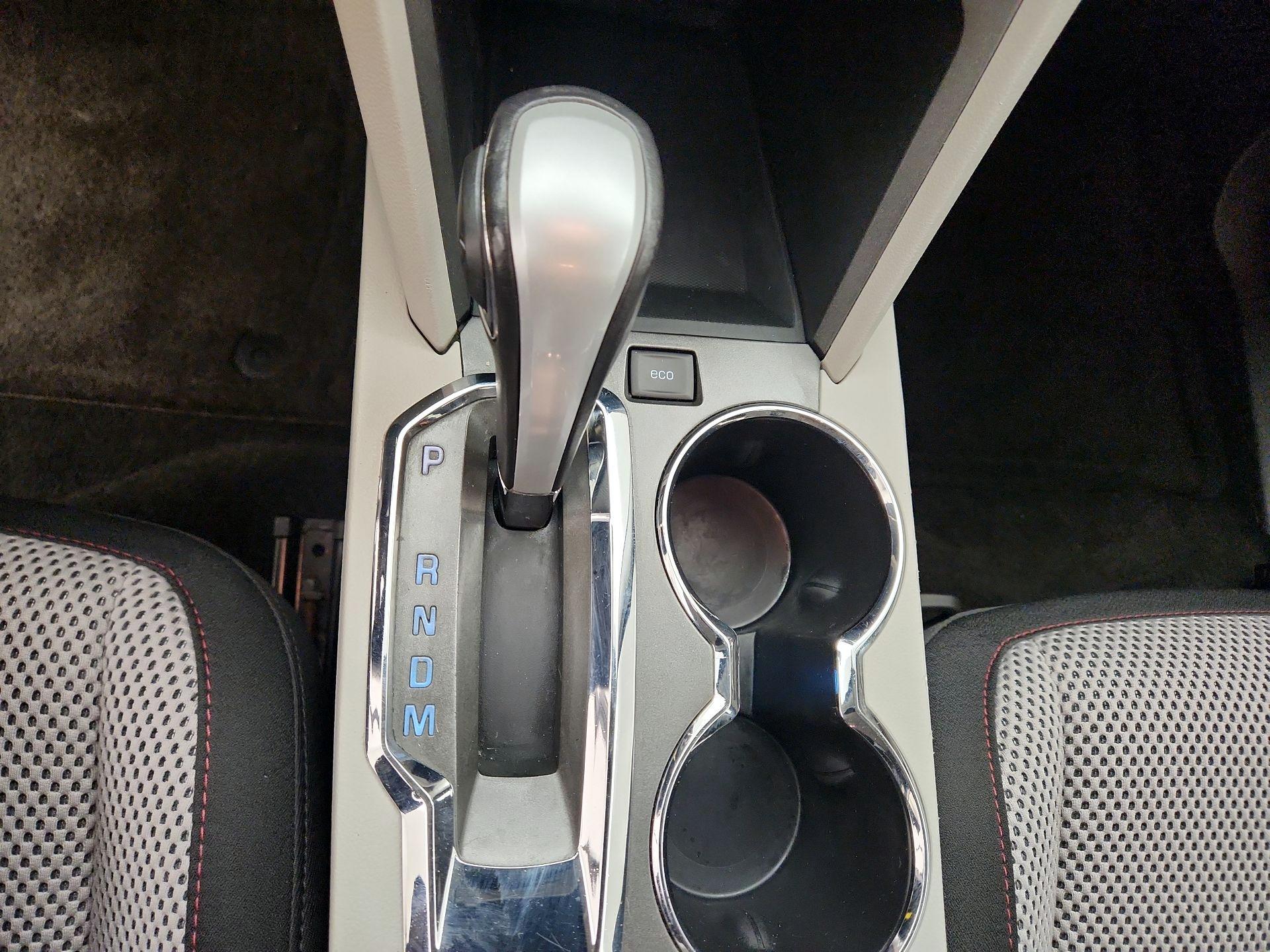Thumbnail: 2015 Chevrolet Equinox - 16