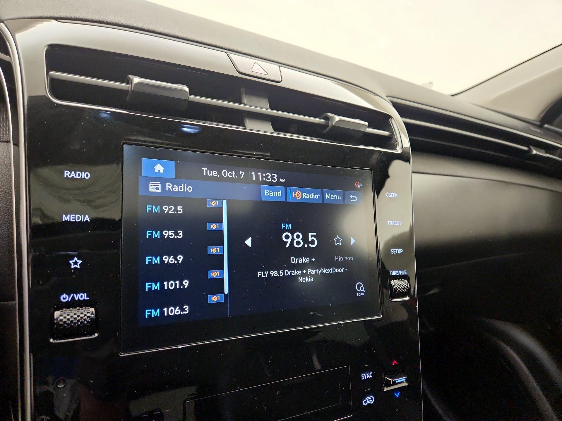 Thumbnail: 2022 Hyundai Tucson - 15