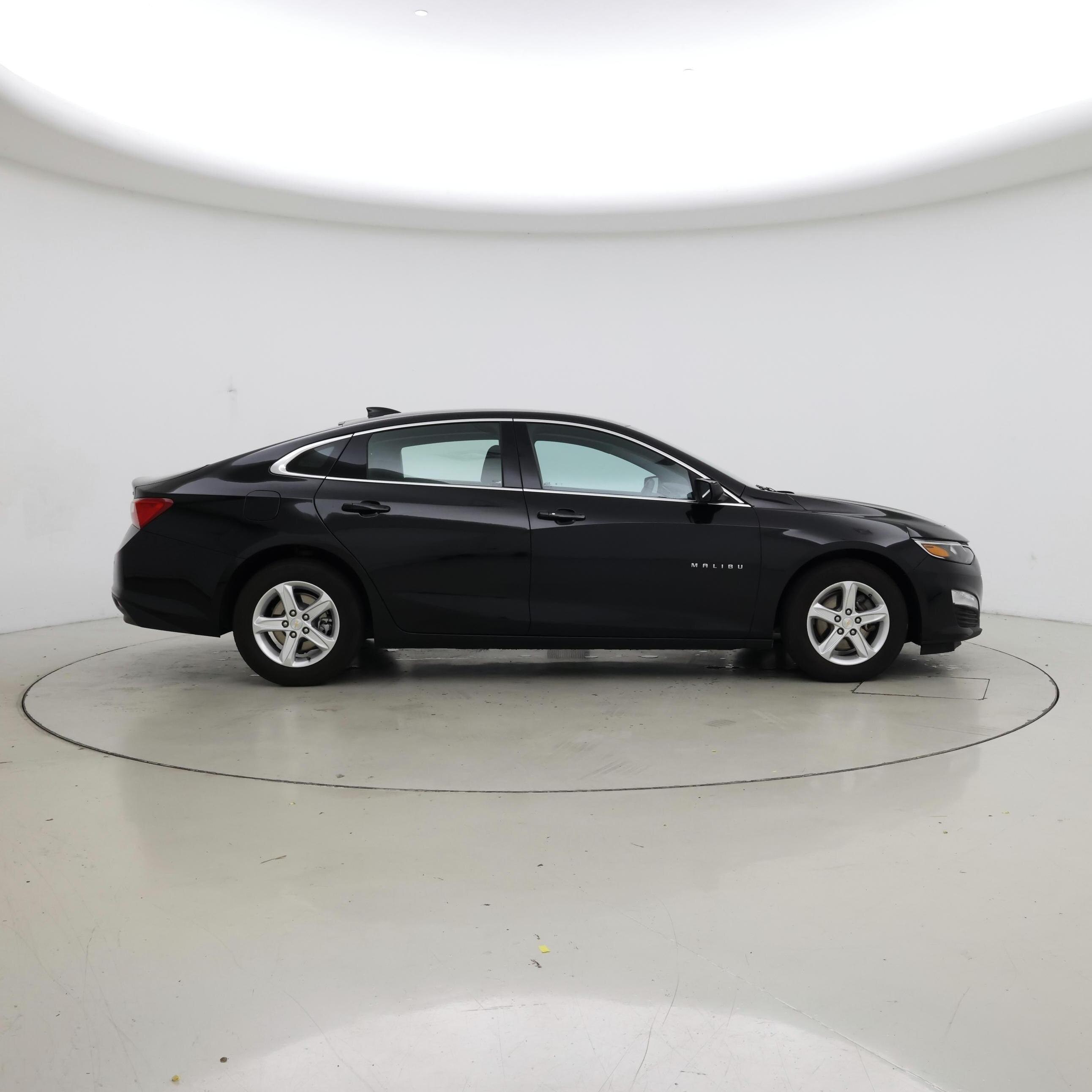 Thumbnail: 2023 Chevrolet Malibu - 7