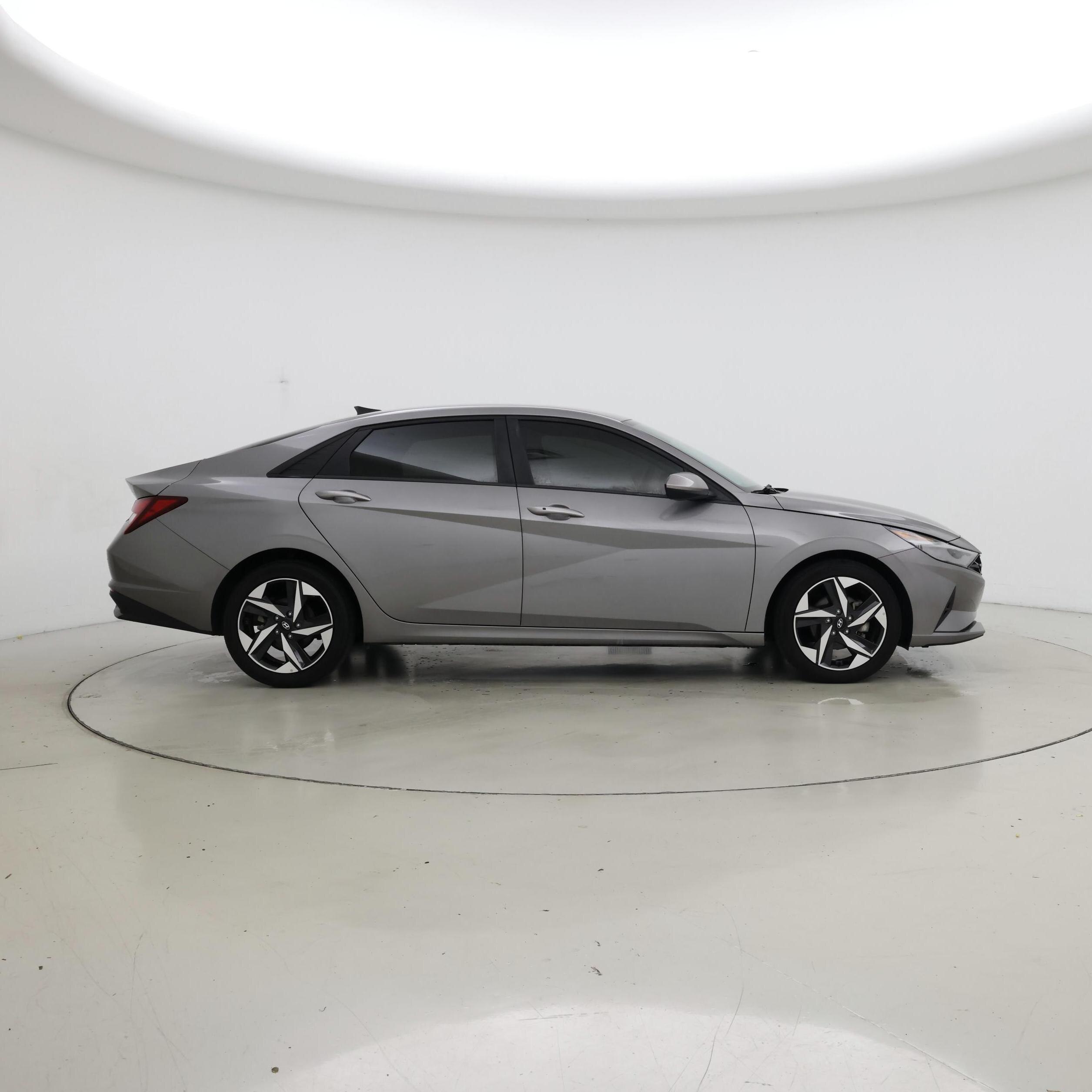 Thumbnail: 2023 Hyundai Elantra - 7