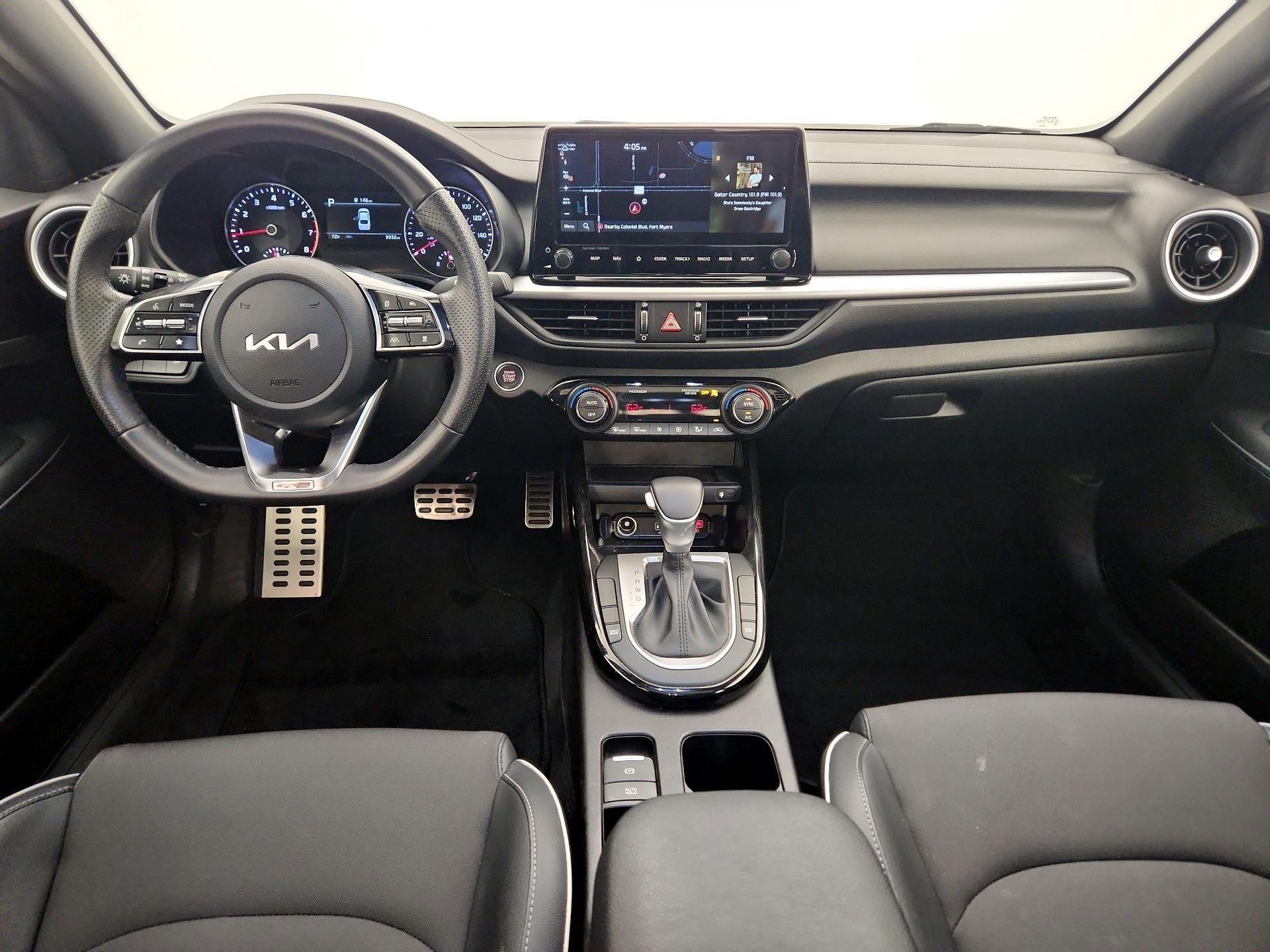Thumbnail: 2023 Kia Forte - 9