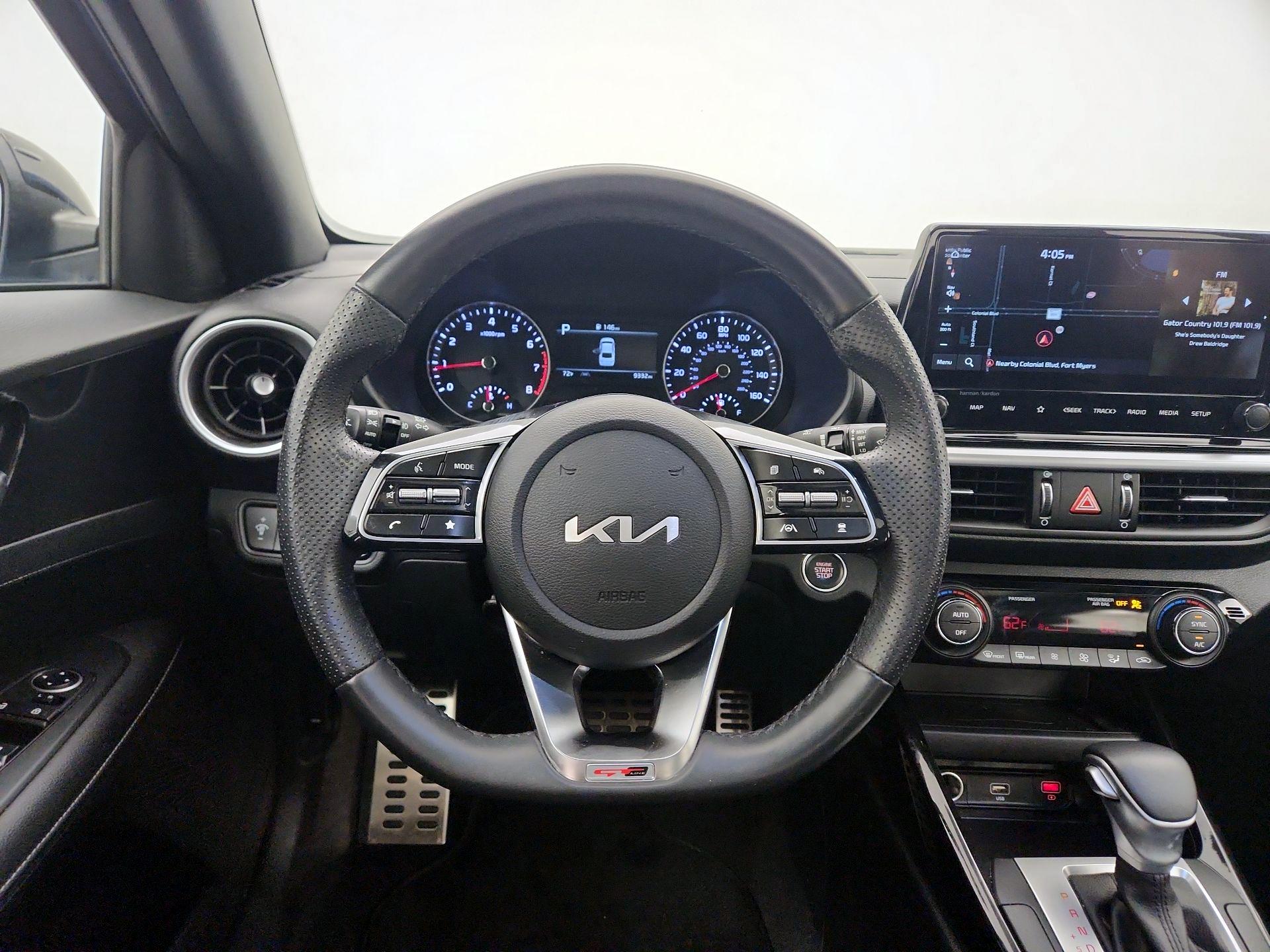 Thumbnail: 2023 Kia Forte - 10