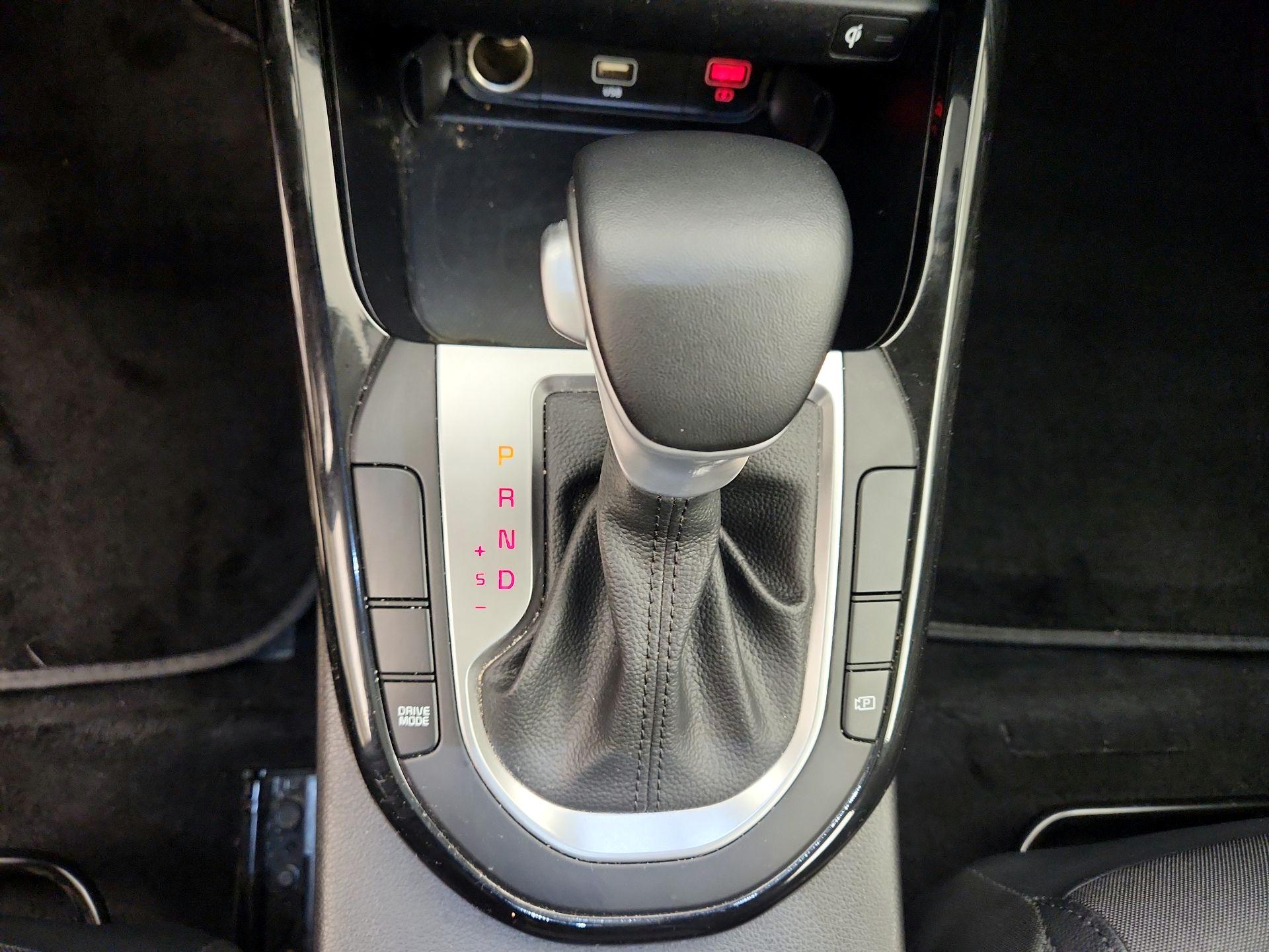 Thumbnail: 2023 Kia Forte - 18