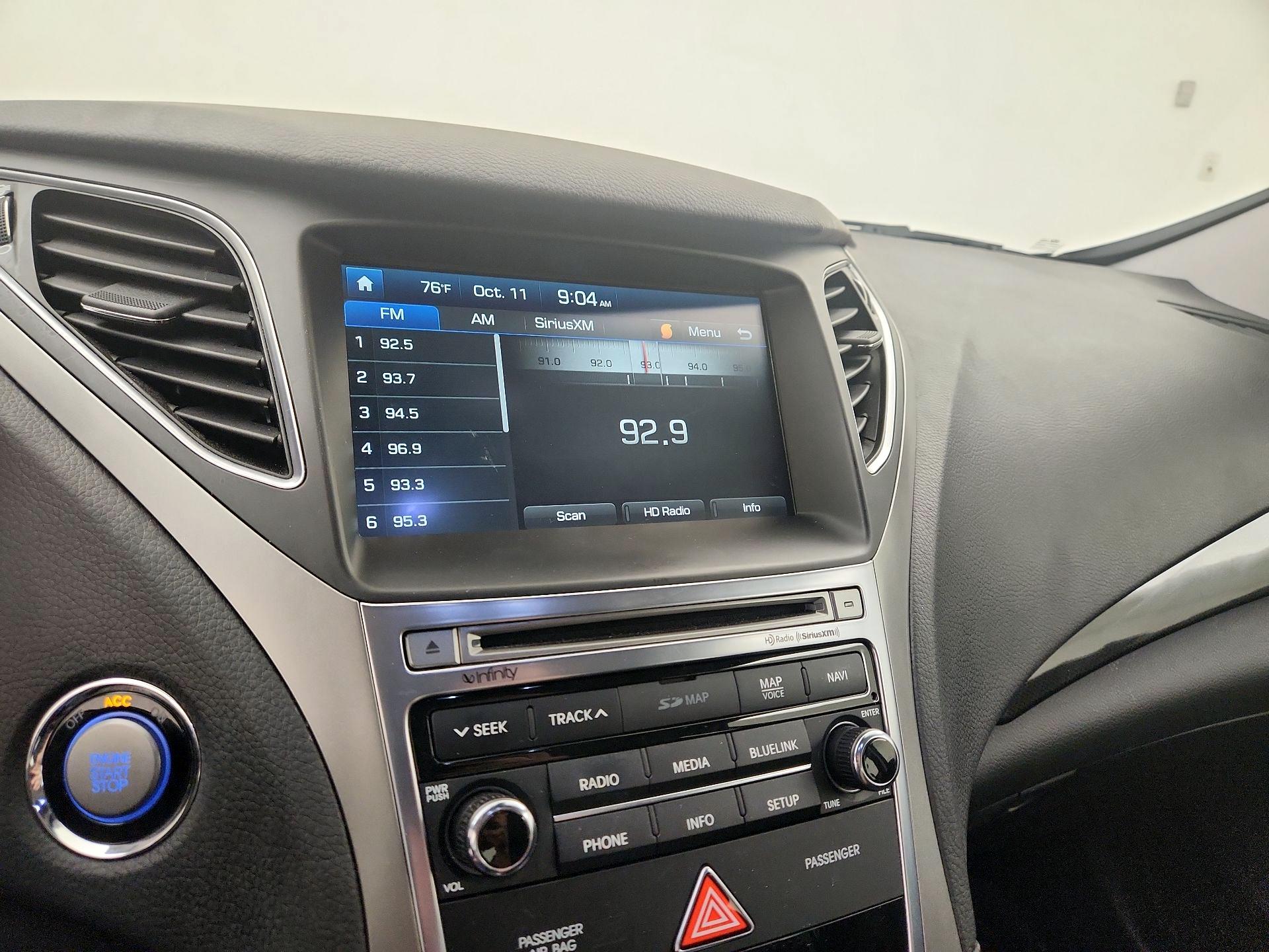 Thumbnail: 2016 Hyundai Azera - 16