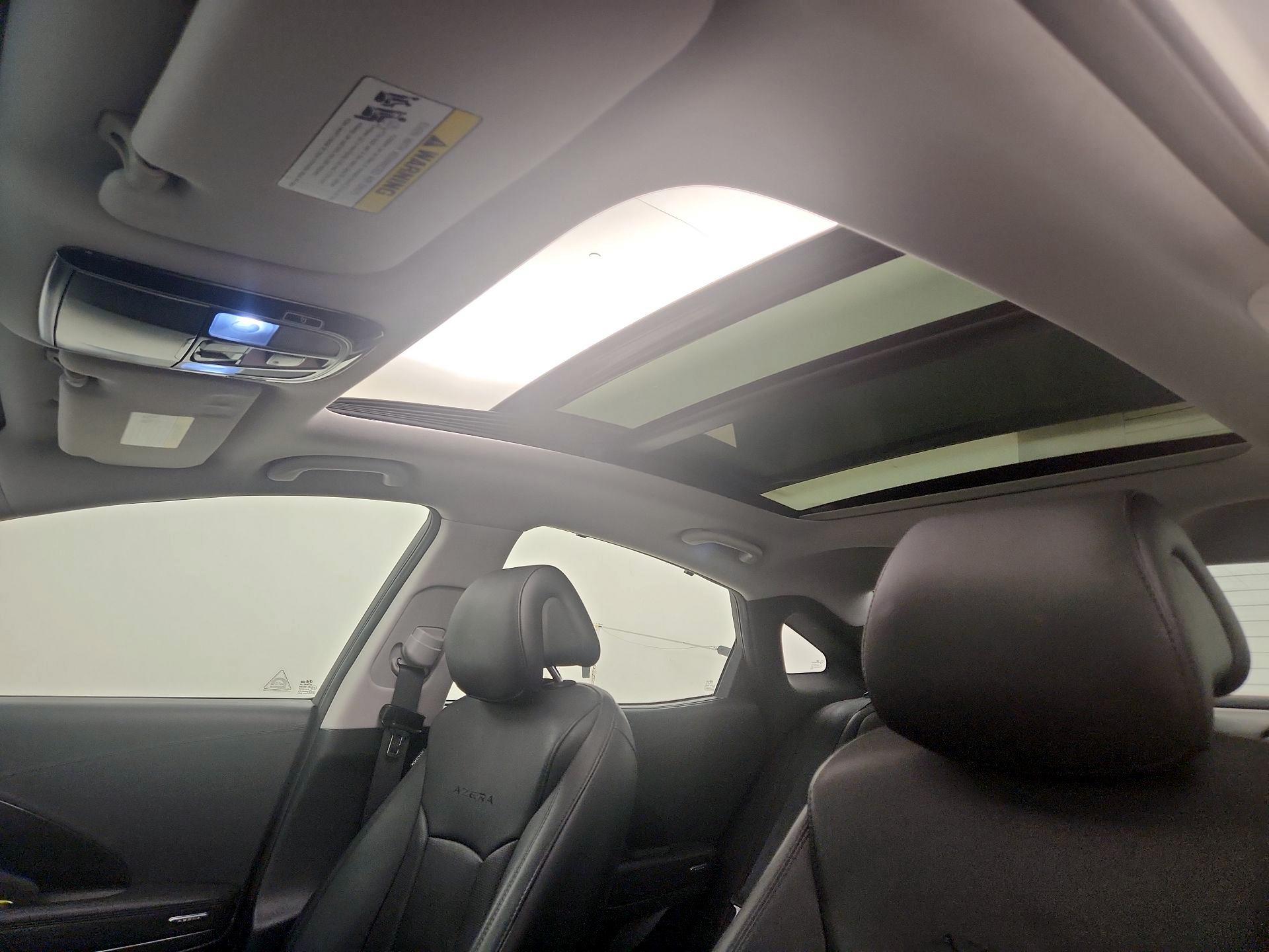 Thumbnail: 2016 Hyundai Azera - 20