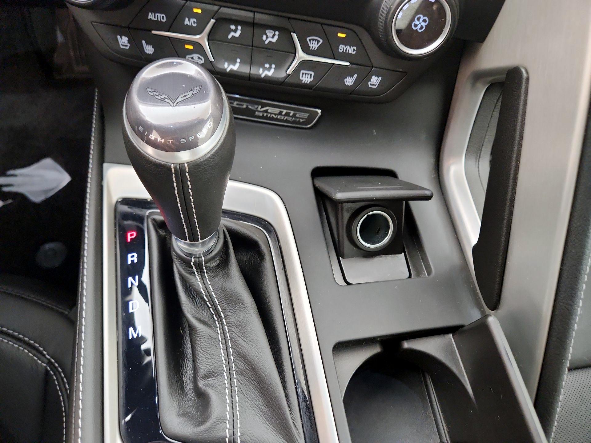 Thumbnail: 2015 Chevrolet Corvette - 17