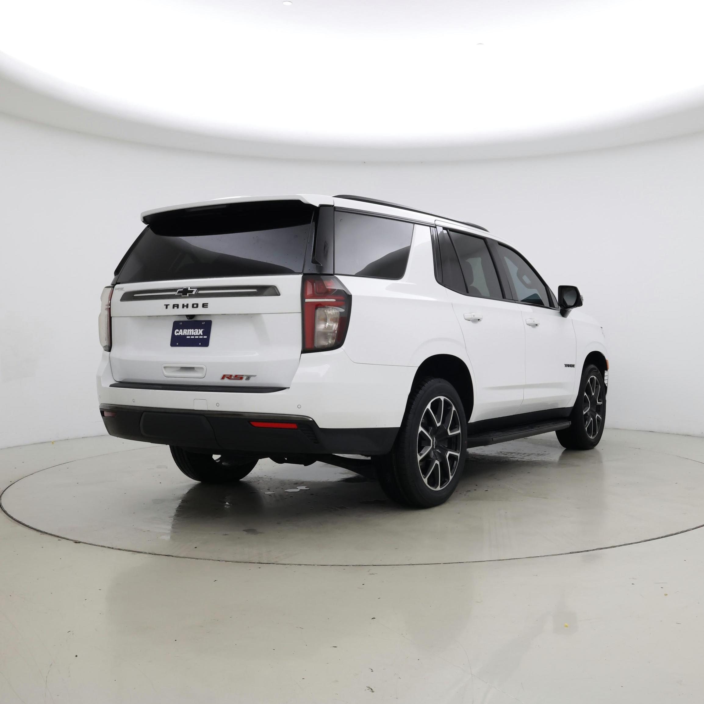 Thumbnail: 2022 Chevrolet Tahoe - 8