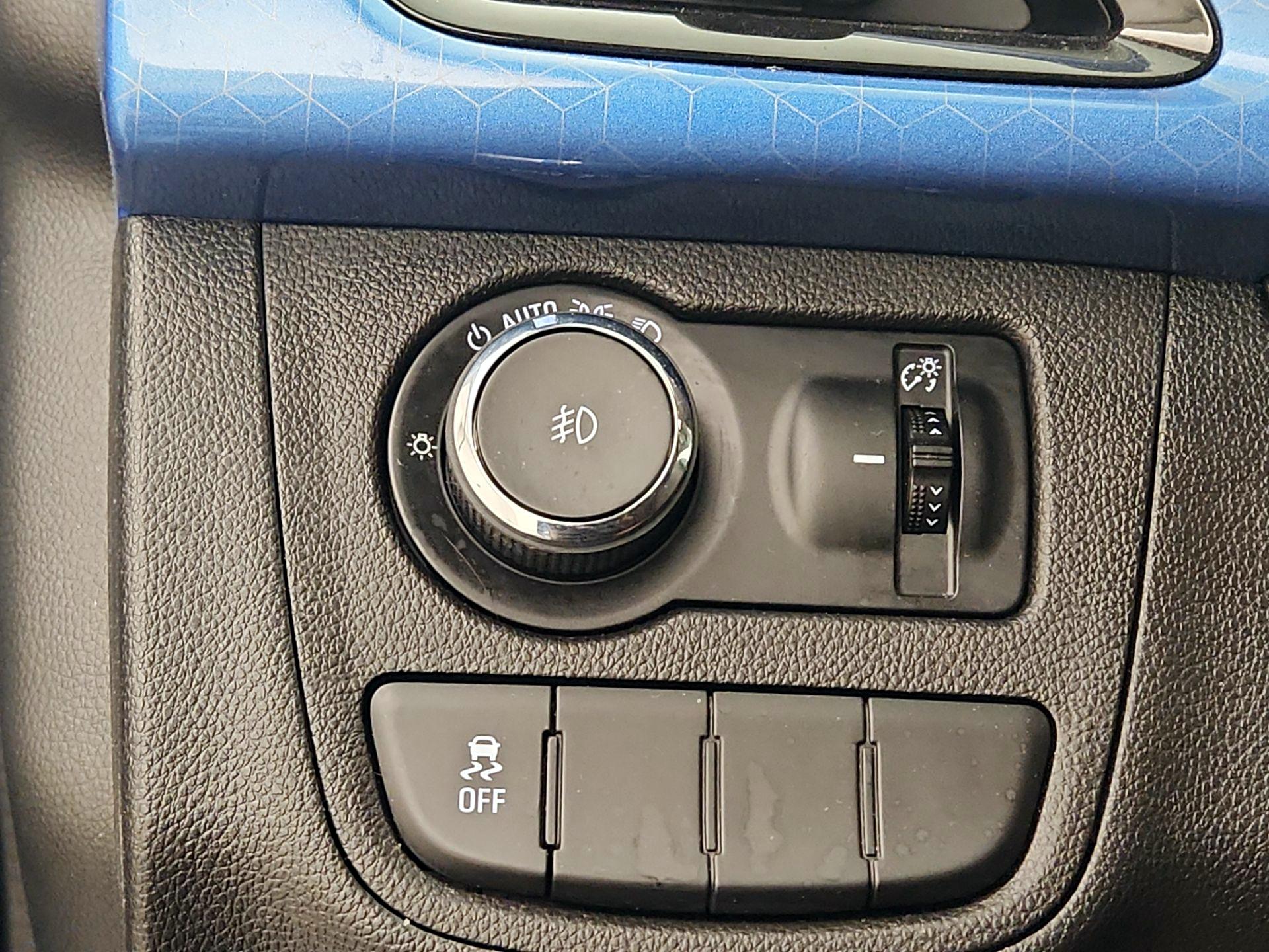 Thumbnail: 2017 Chevrolet Spark - 13