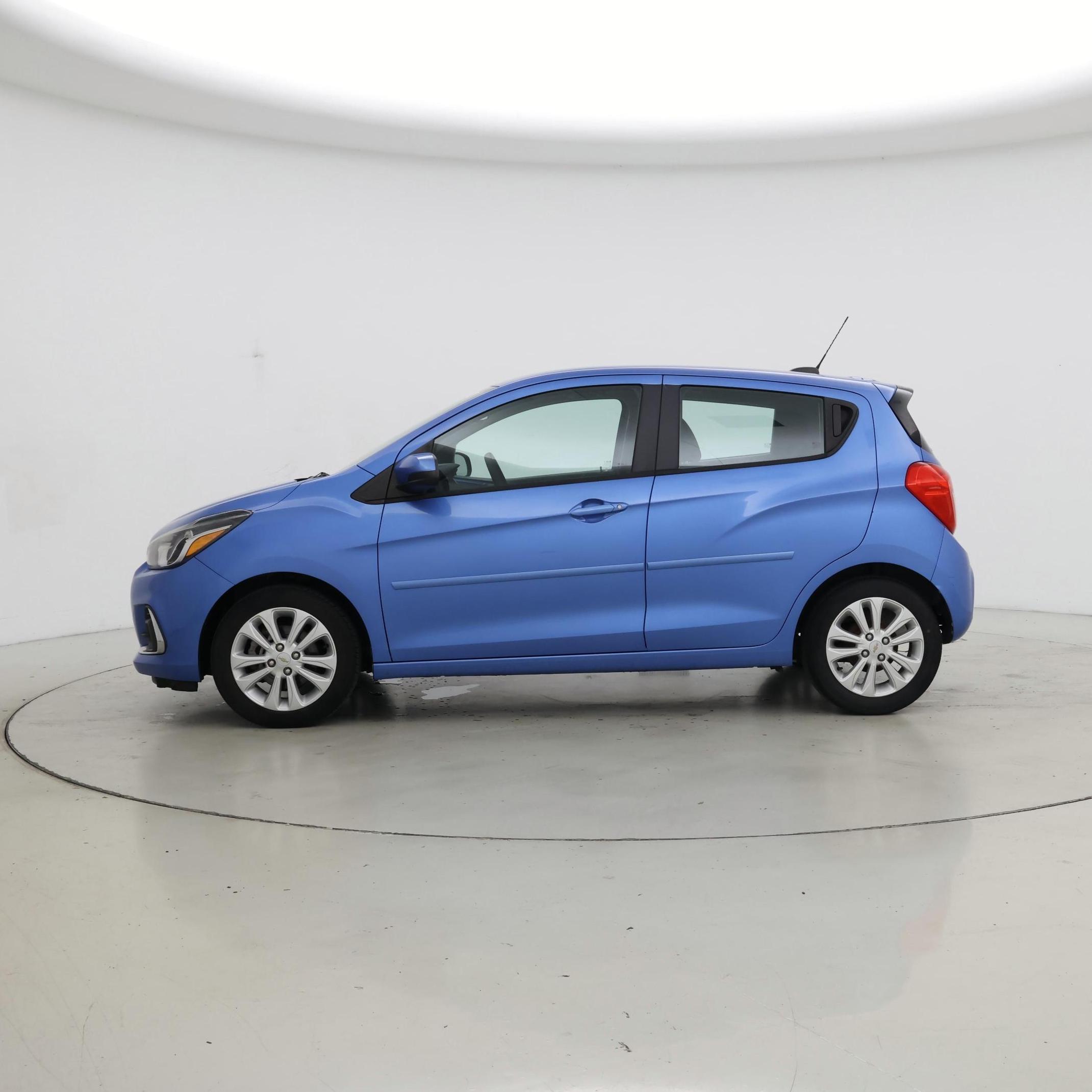 Thumbnail: 2017 Chevrolet Spark - 3