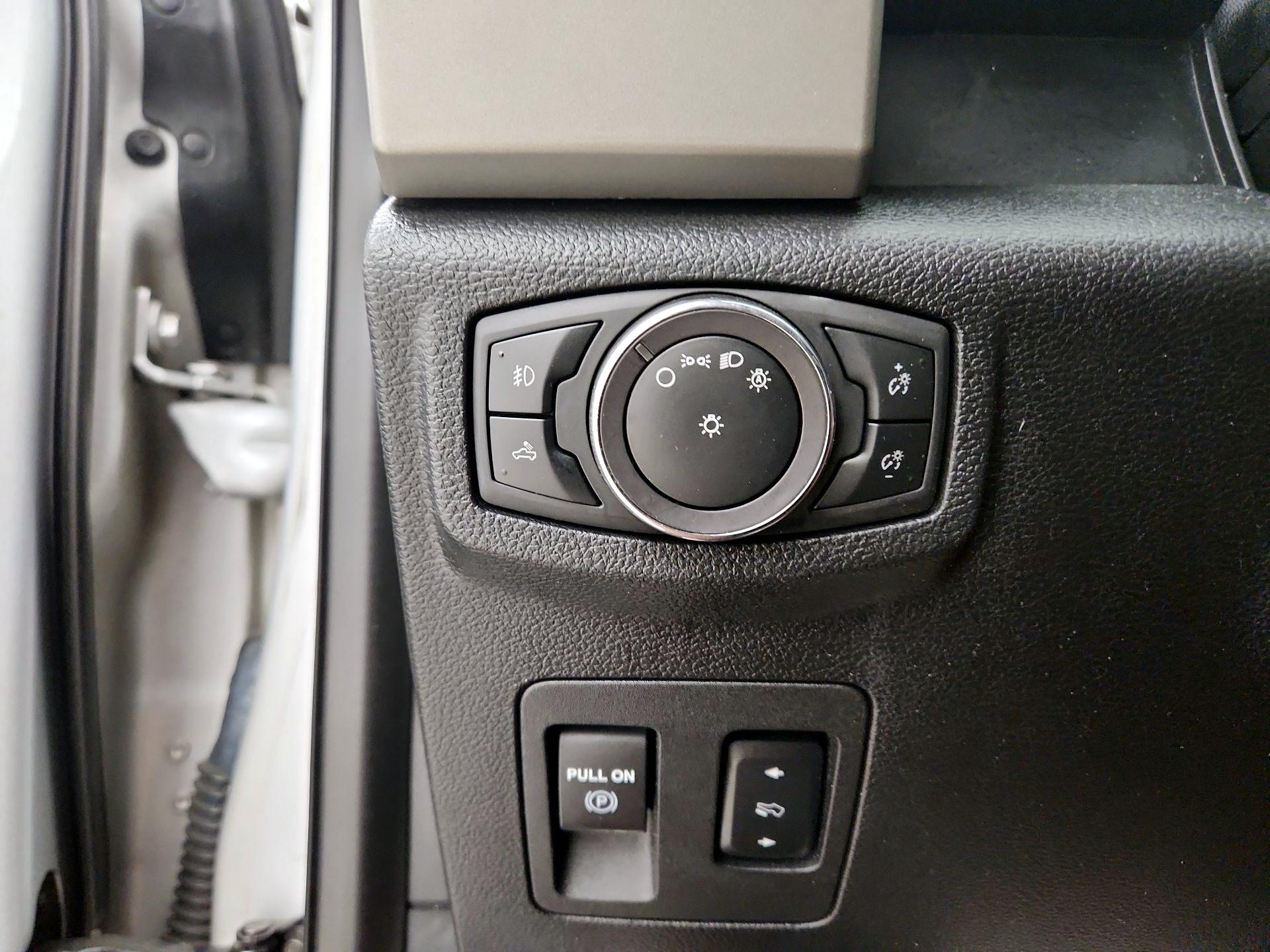 Thumbnail: 2019 Ford F-150 - 13