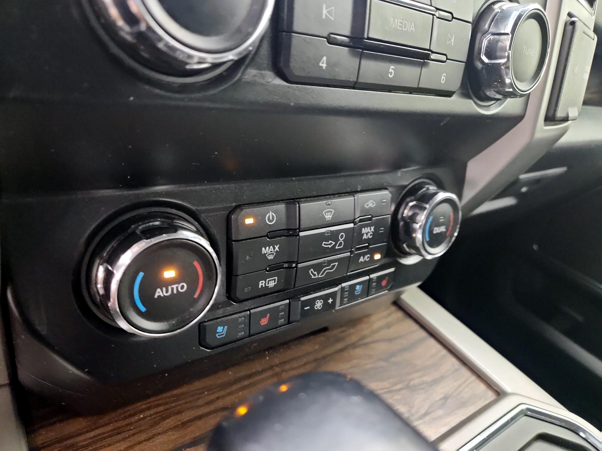 Thumbnail: 2019 Ford F-150 - 17