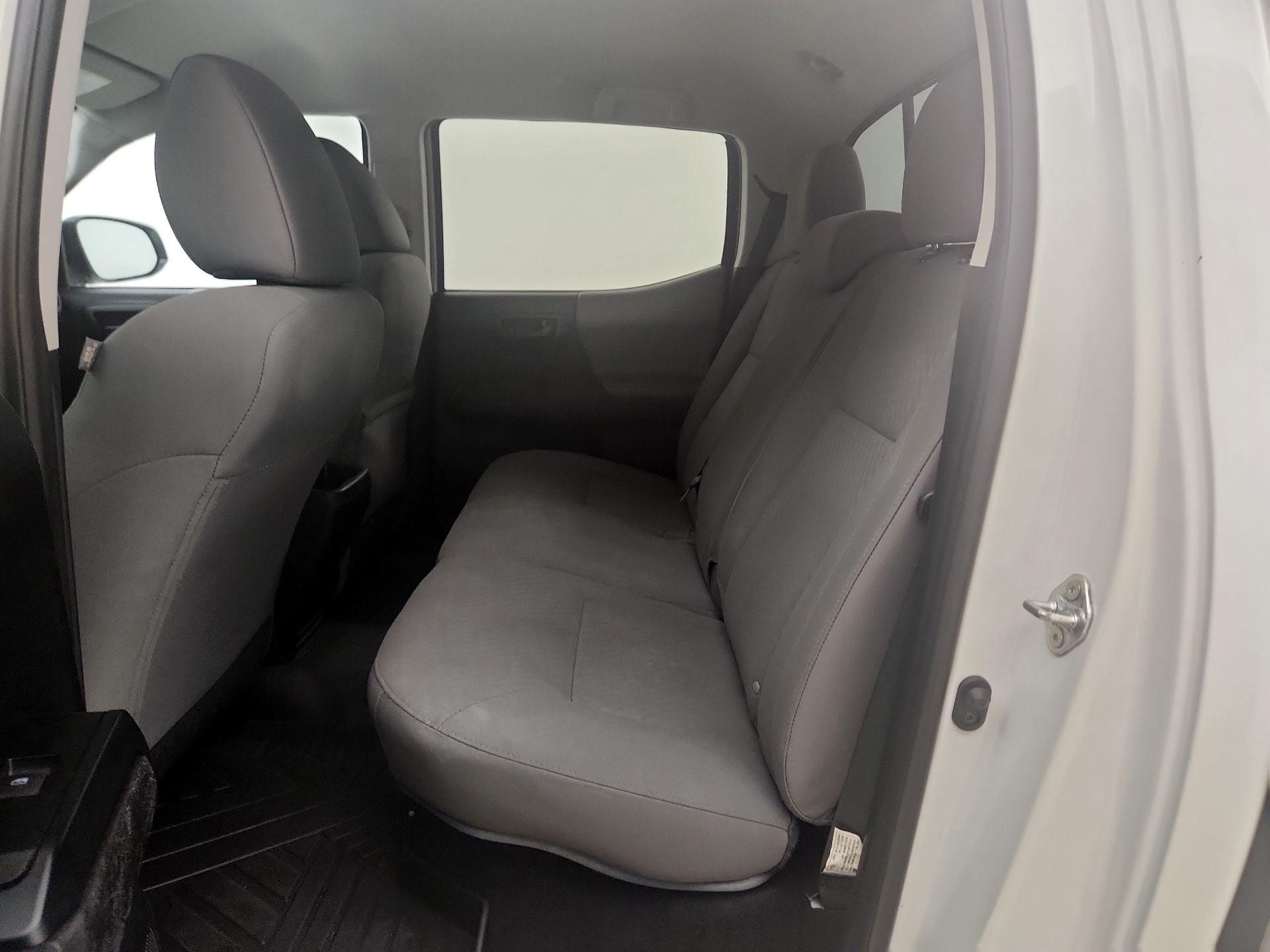 Thumbnail: 2021 Toyota Tacoma - 19