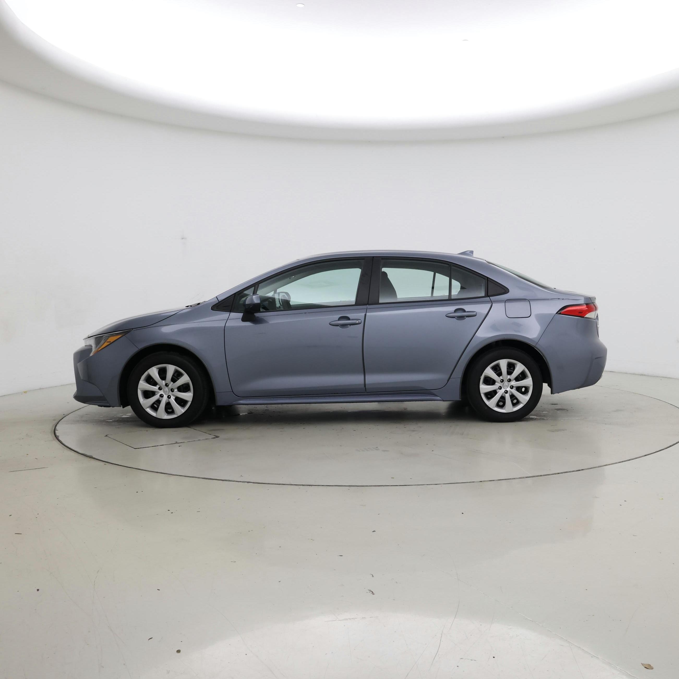 Thumbnail: 2022 Toyota Corolla - 3
