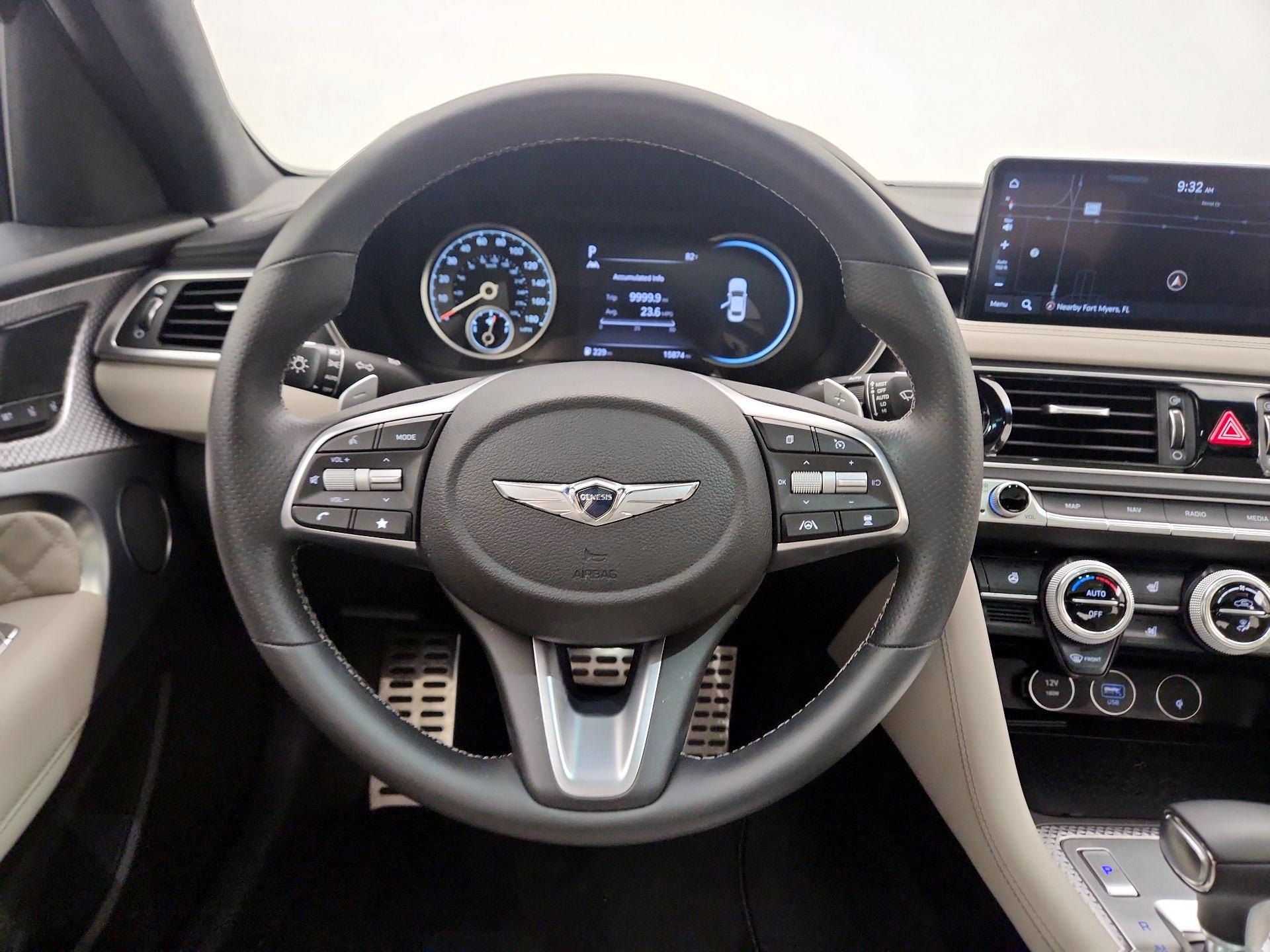 Thumbnail: 2023 Genesis G70 - 10