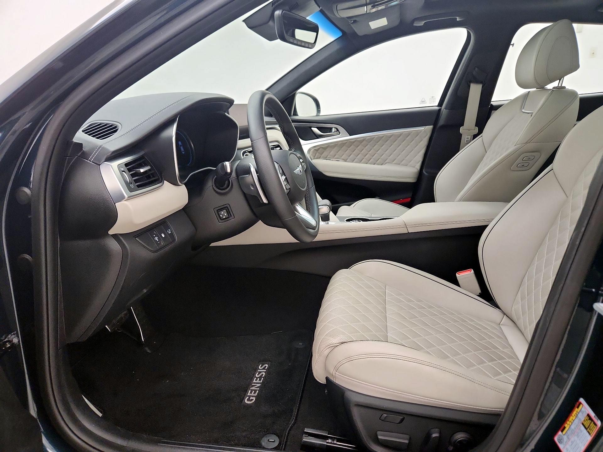 Thumbnail: 2023 Genesis G70 - 11