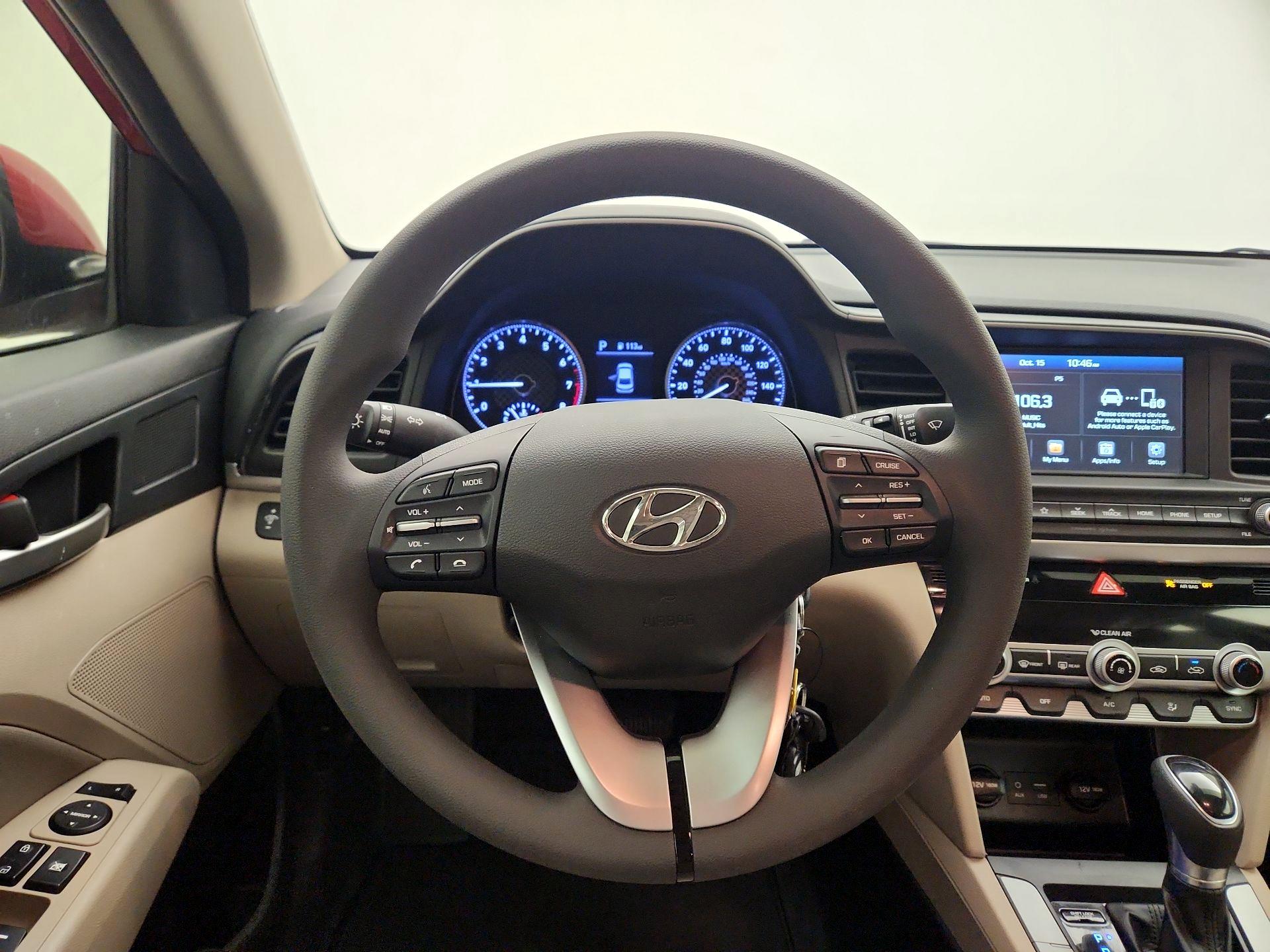 Thumbnail: 2020 Hyundai Elantra - 10