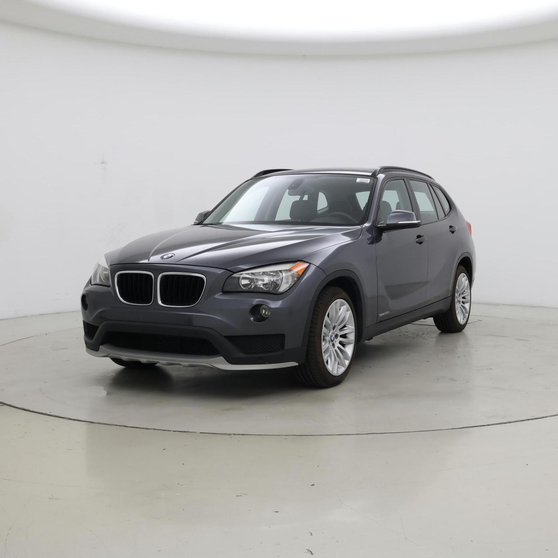 Thumbnail: 2015 BMW X1 - 4