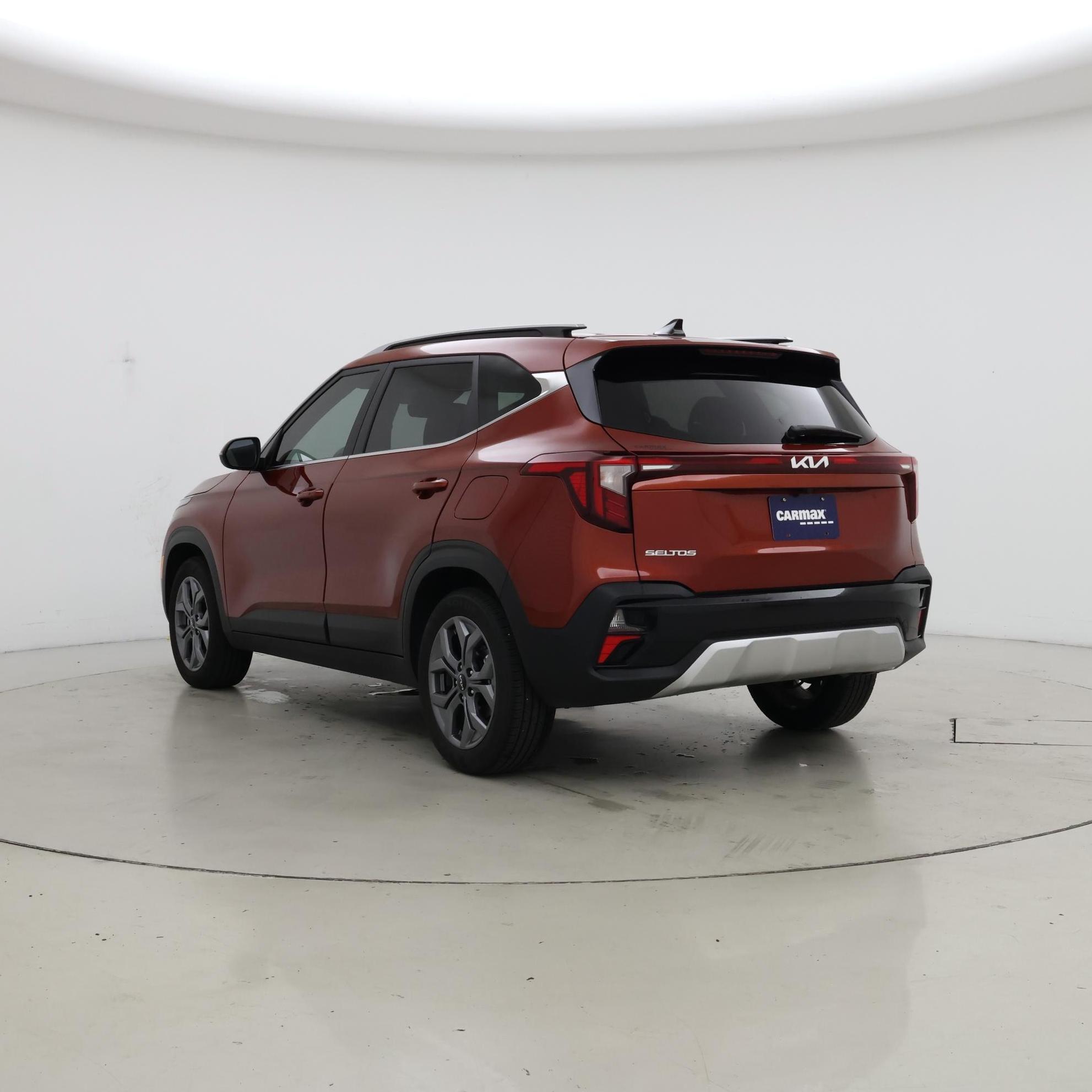Thumbnail: 2024 Kia Seltos - 2