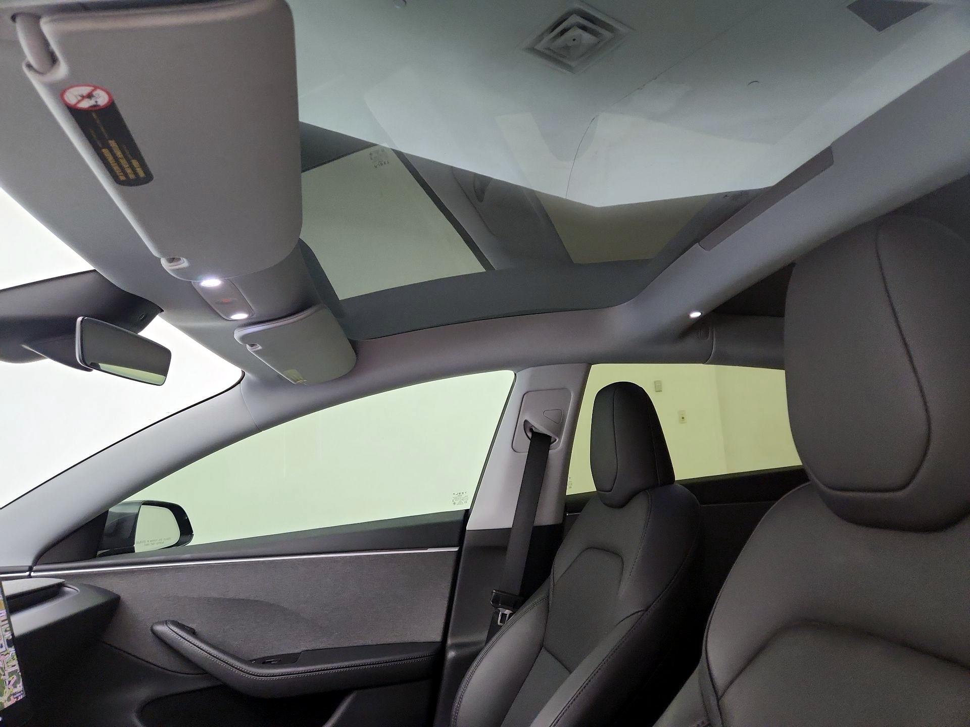 Thumbnail: 2025 Tesla Model 3 - 18